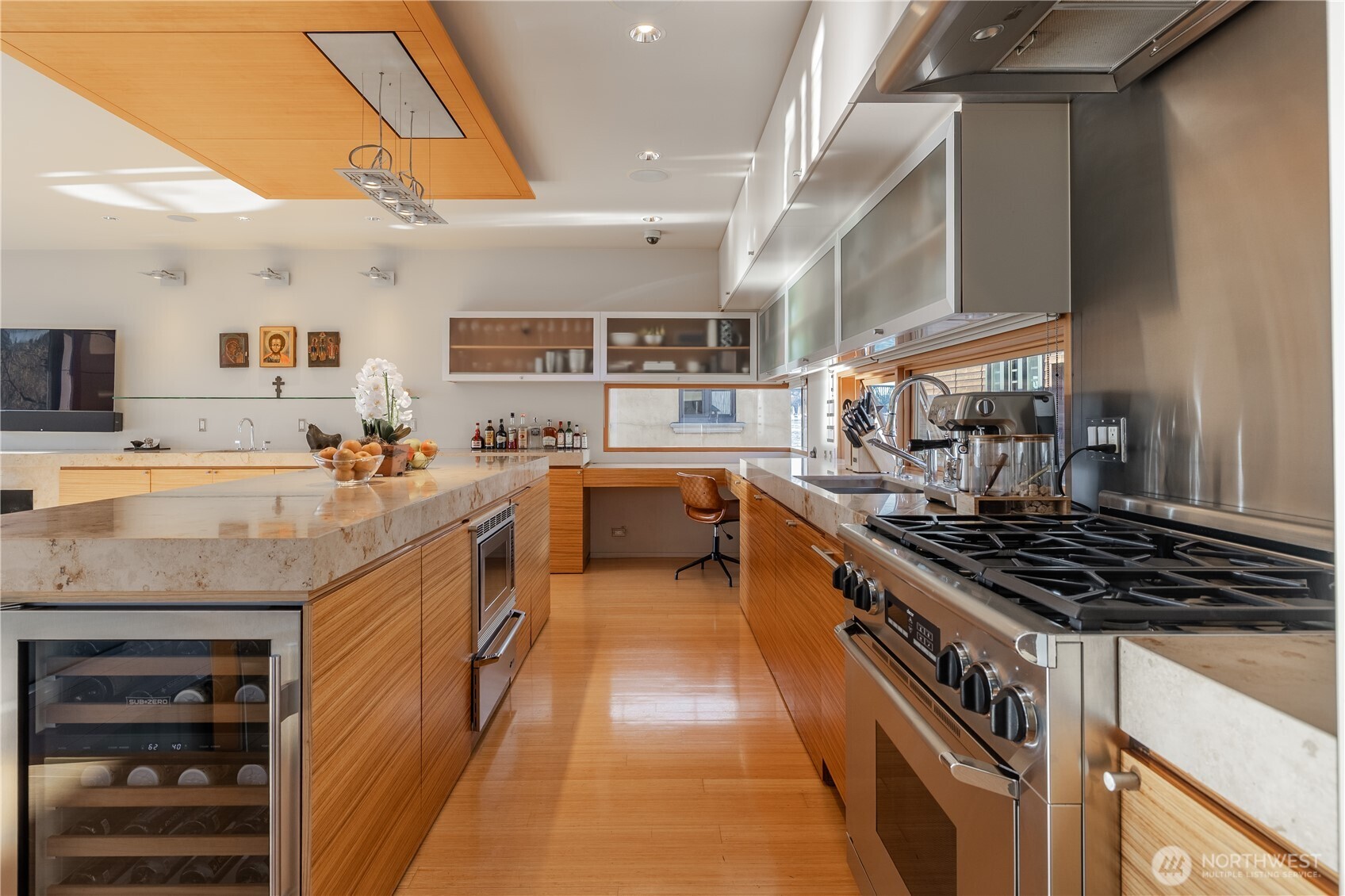 2369 Fairview Avenue E Unit: 6