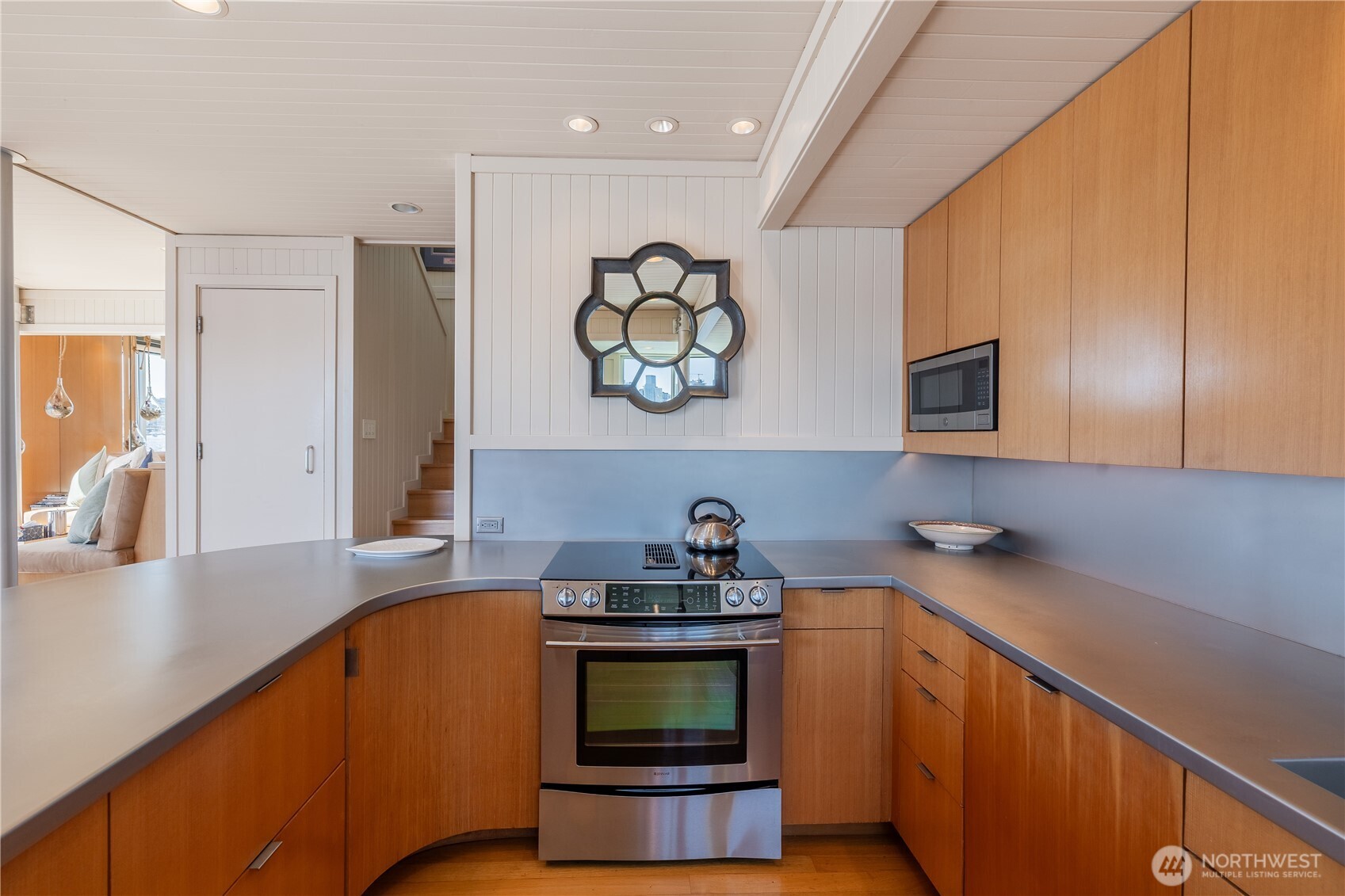 2017 Fairview Avenue E Unit: I