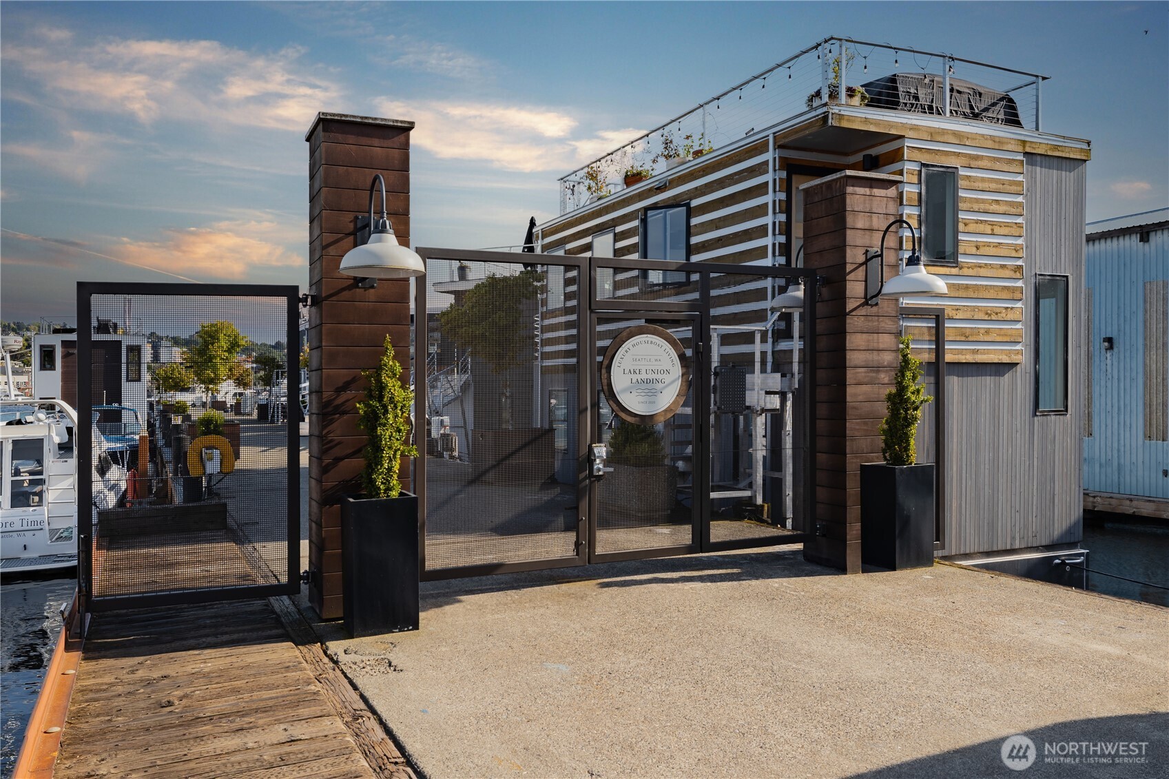 2309 N Northlake Way Unit: 3A