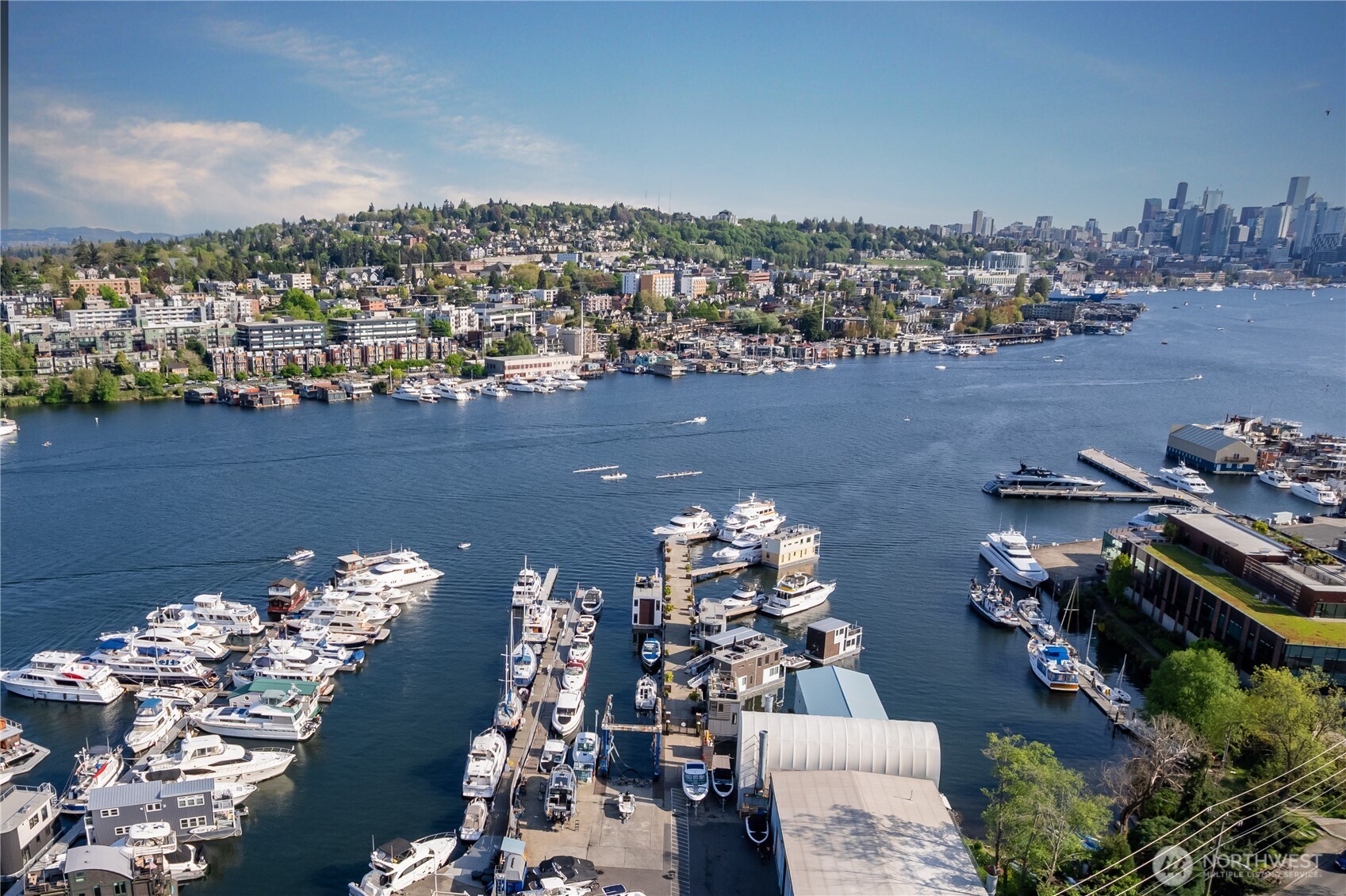 2309 N Northlake Way Unit: 3A
