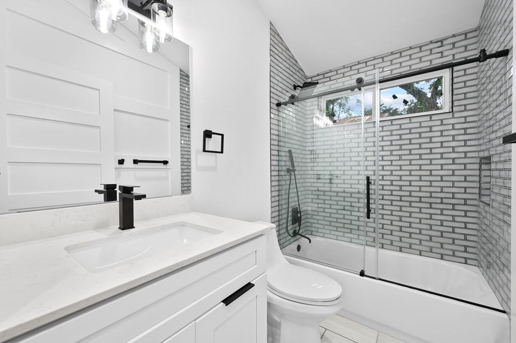 1006 Chericoo ST