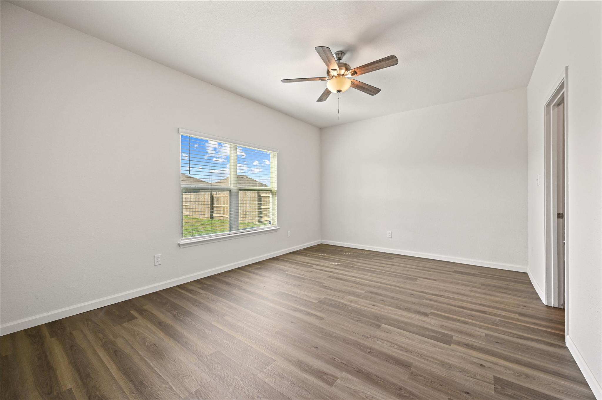 1361 Violet LN
