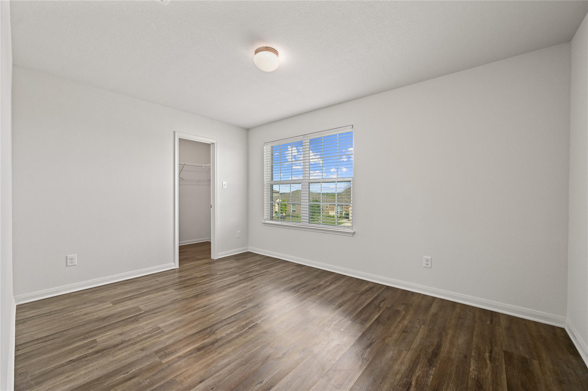 1361 Violet LN