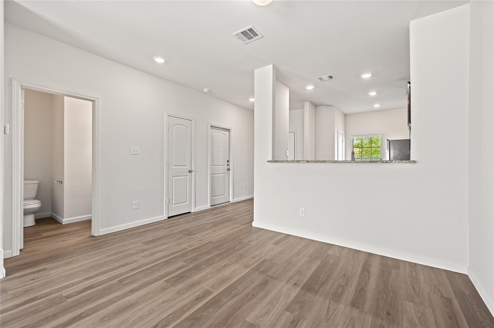 1361 Violet LN