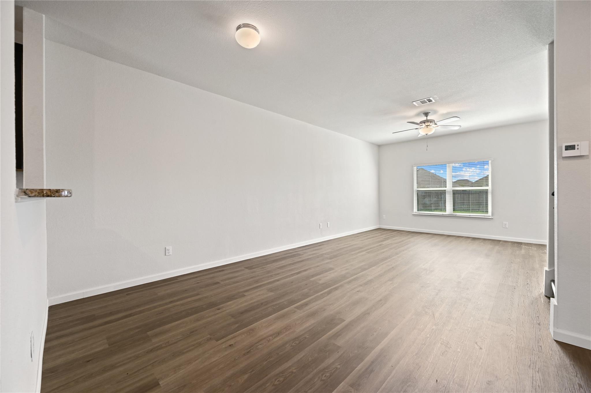 1361 Violet LN