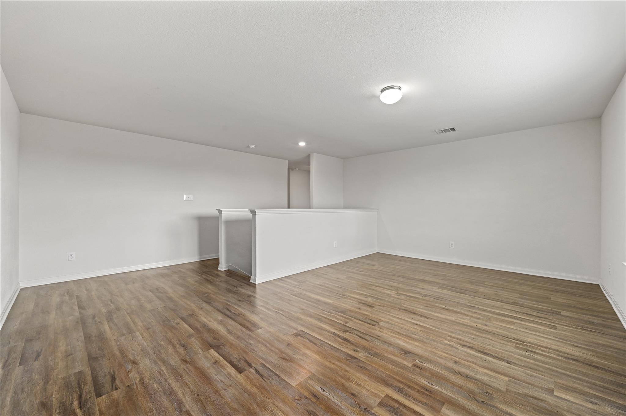 1361 Violet LN
