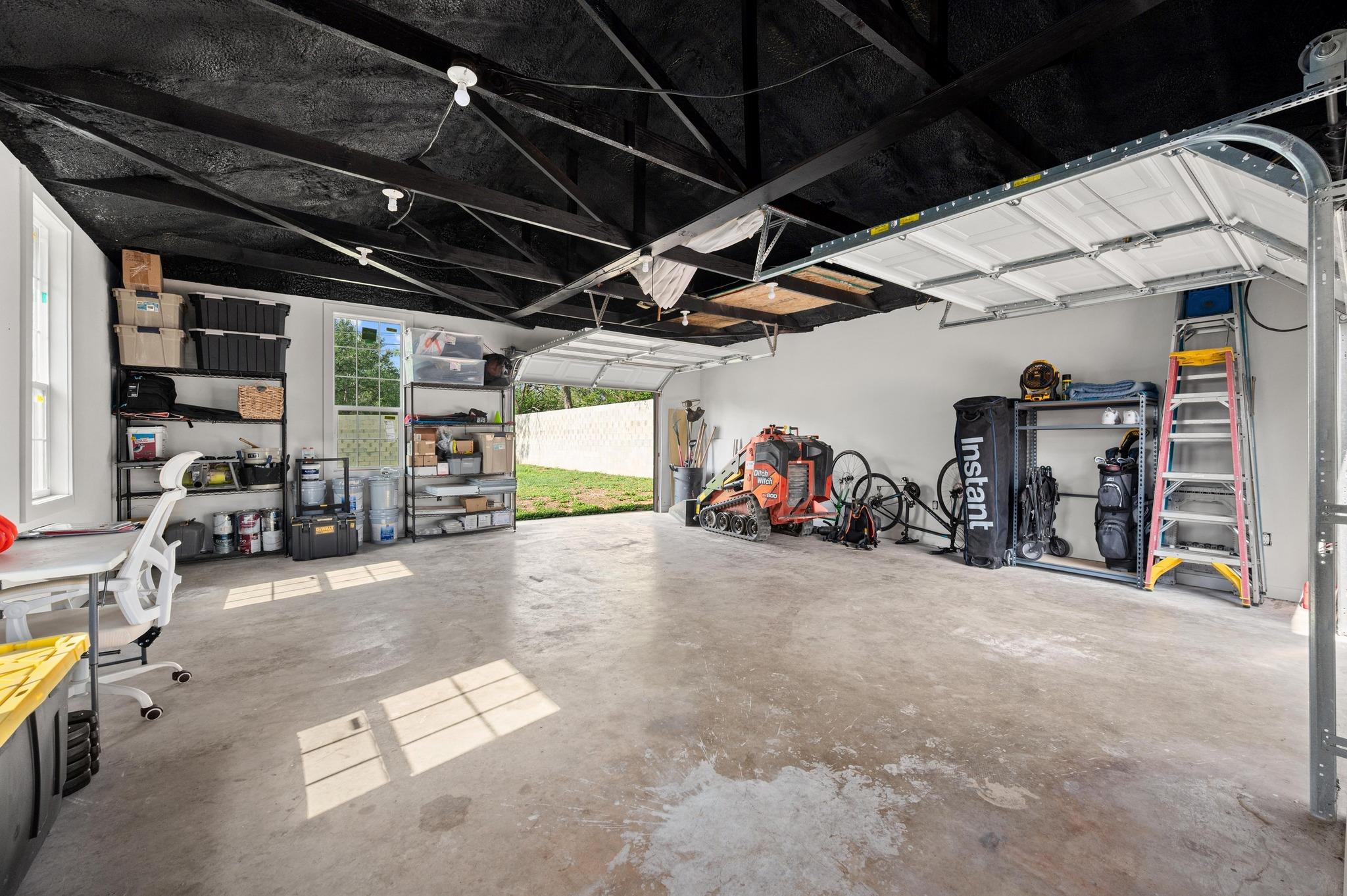 3501 Pecan Springs RD