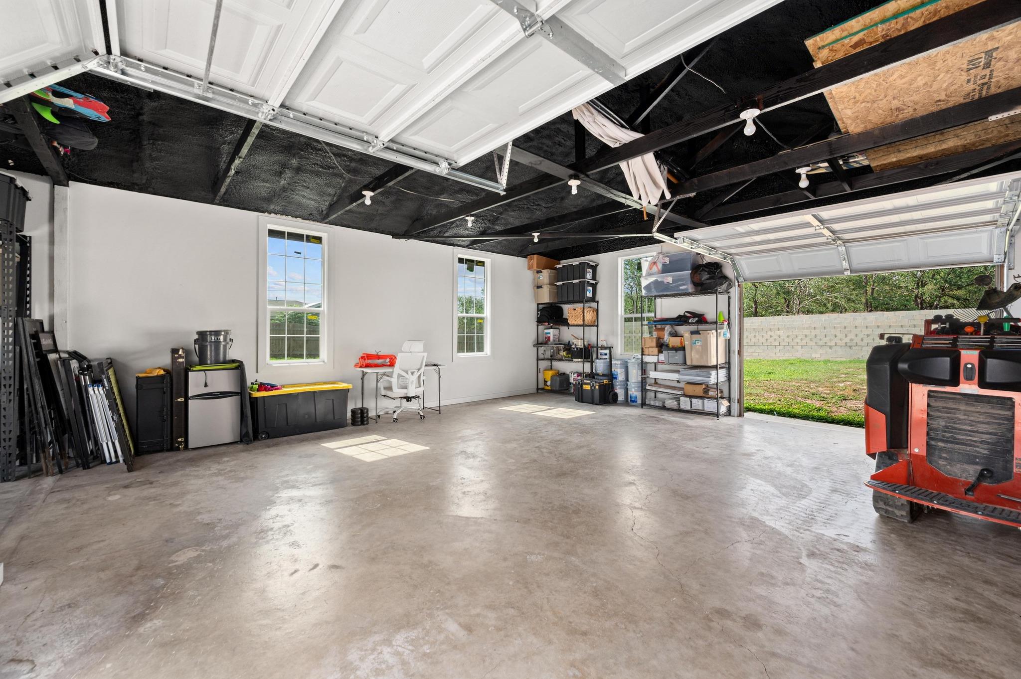 3501 Pecan Springs RD