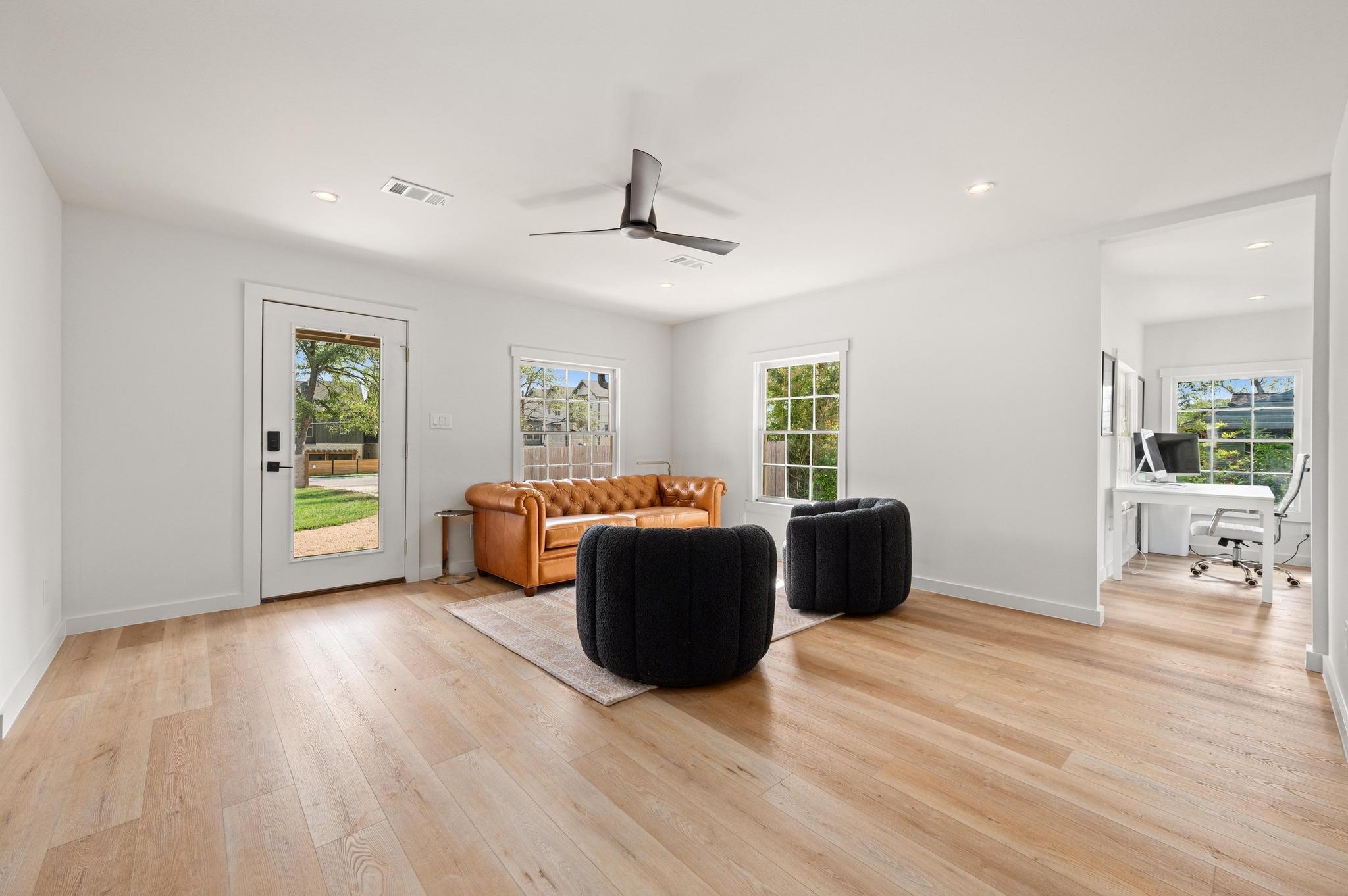 3501 Pecan Springs RD