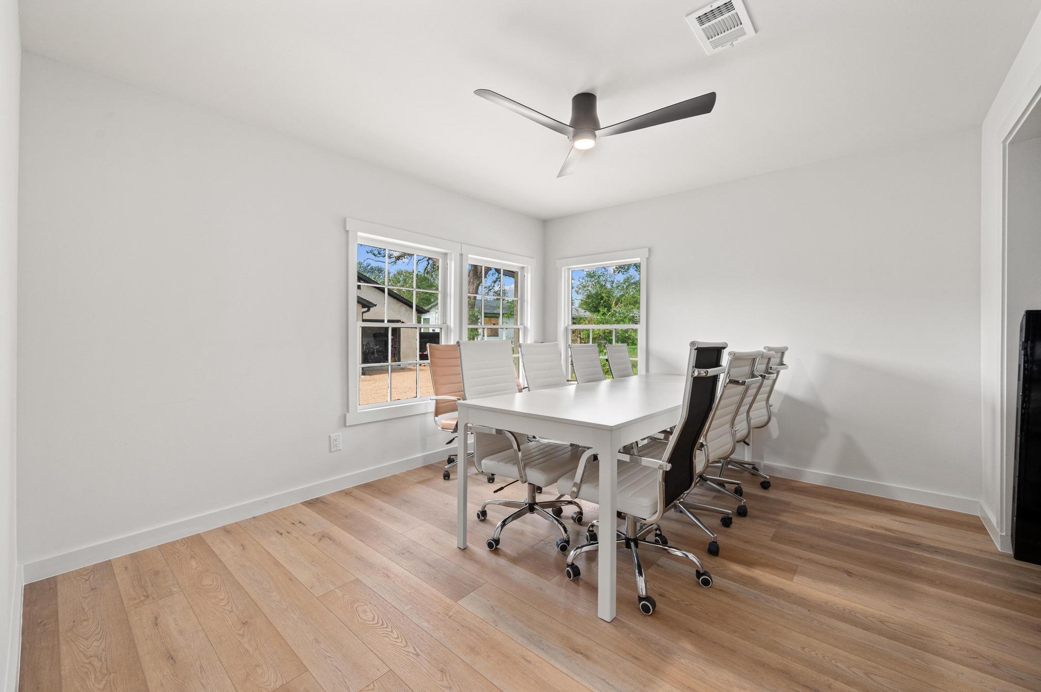 3501 Pecan Springs RD