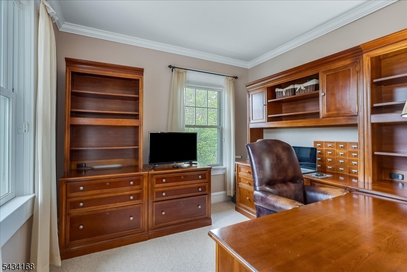 303 Highland Ave