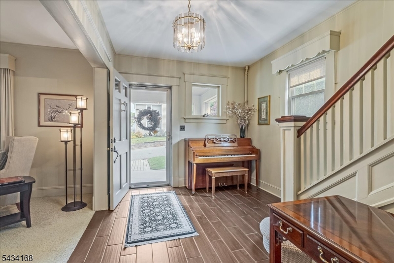 303 Highland Ave