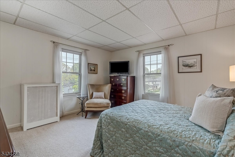 303 Highland Ave