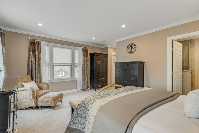 303 Highland Ave