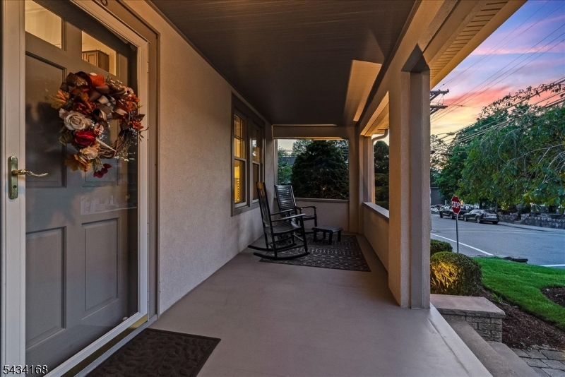 303 Highland Ave
