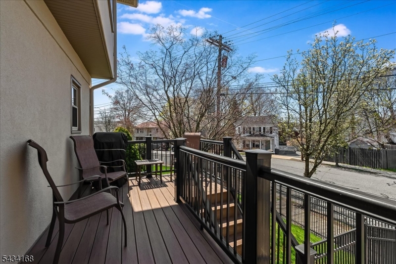 303 Highland Ave