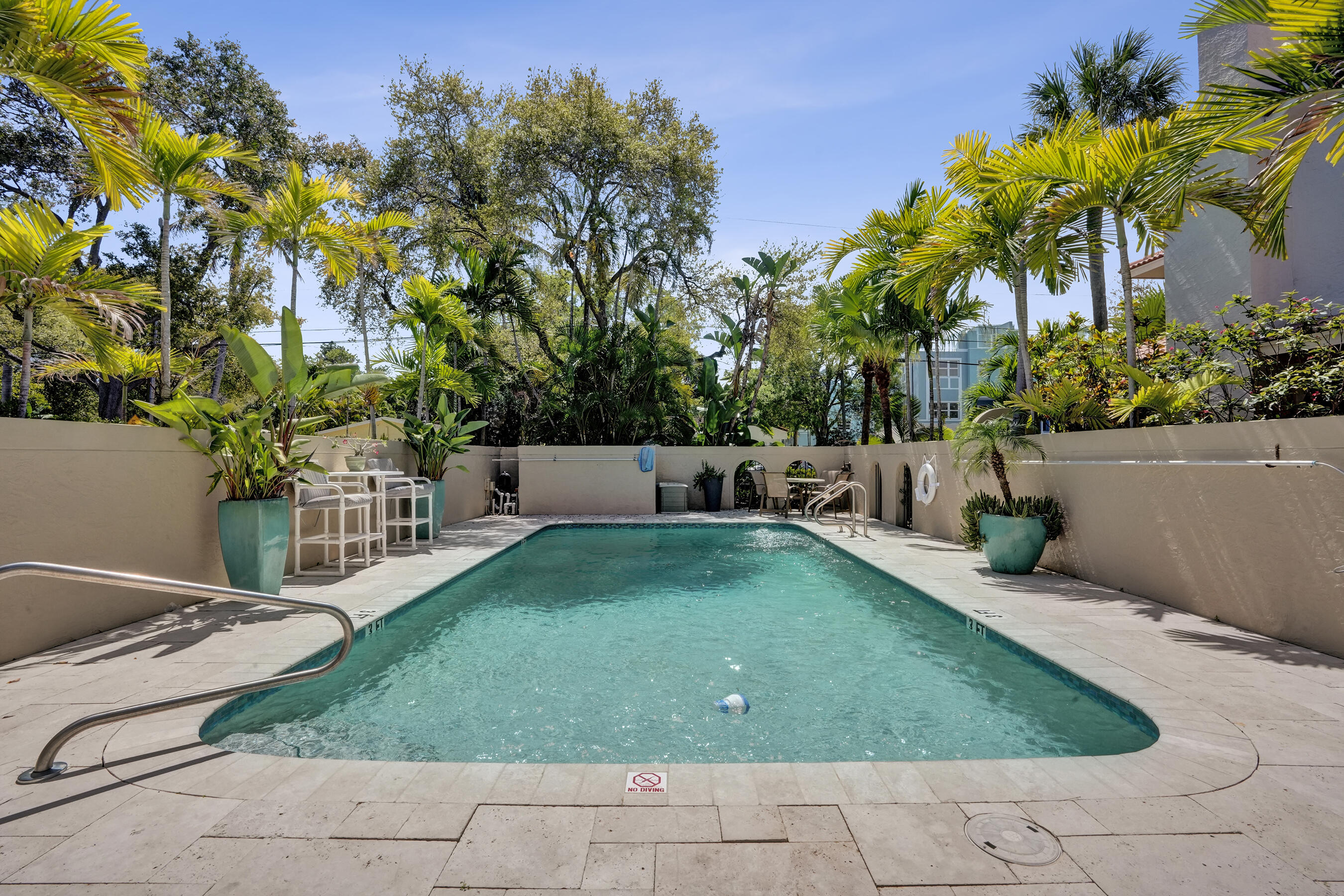 905 SE 12th Court 16