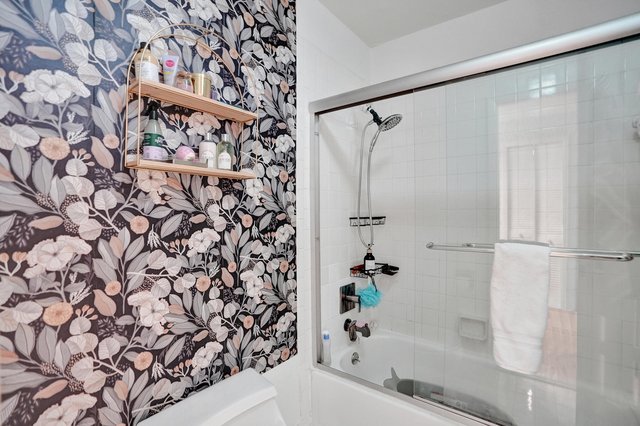 905 SE 12th Court 16