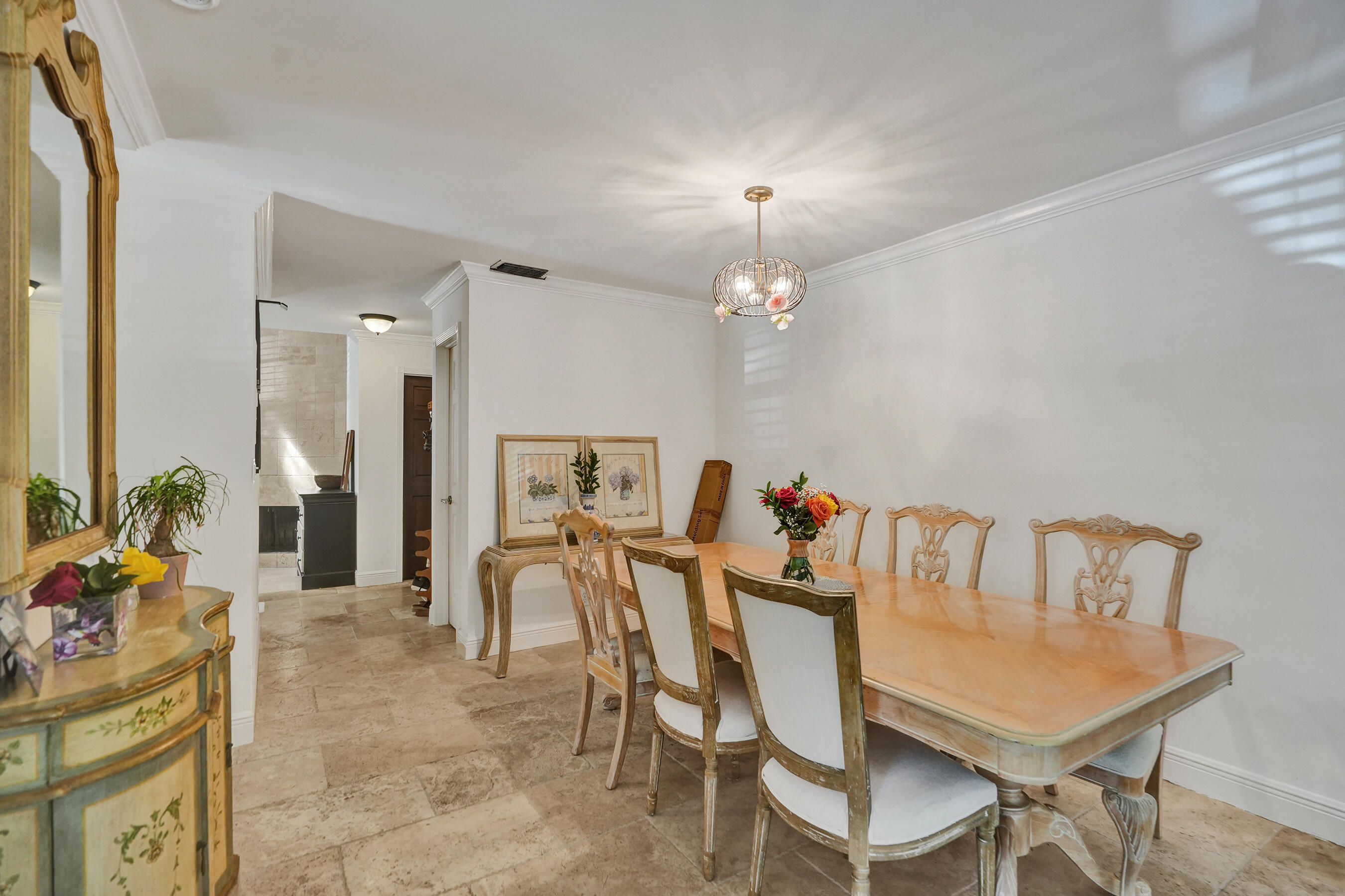 905 SE 12th Court 16