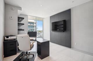 2241 SE 17th Street 801