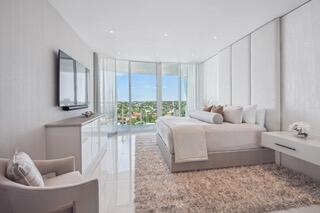 2241 SE 17th Street 801