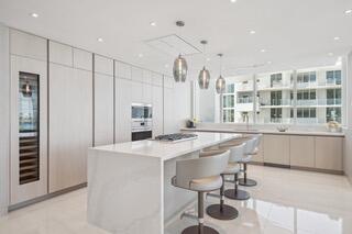 2241 SE 17th Street 801