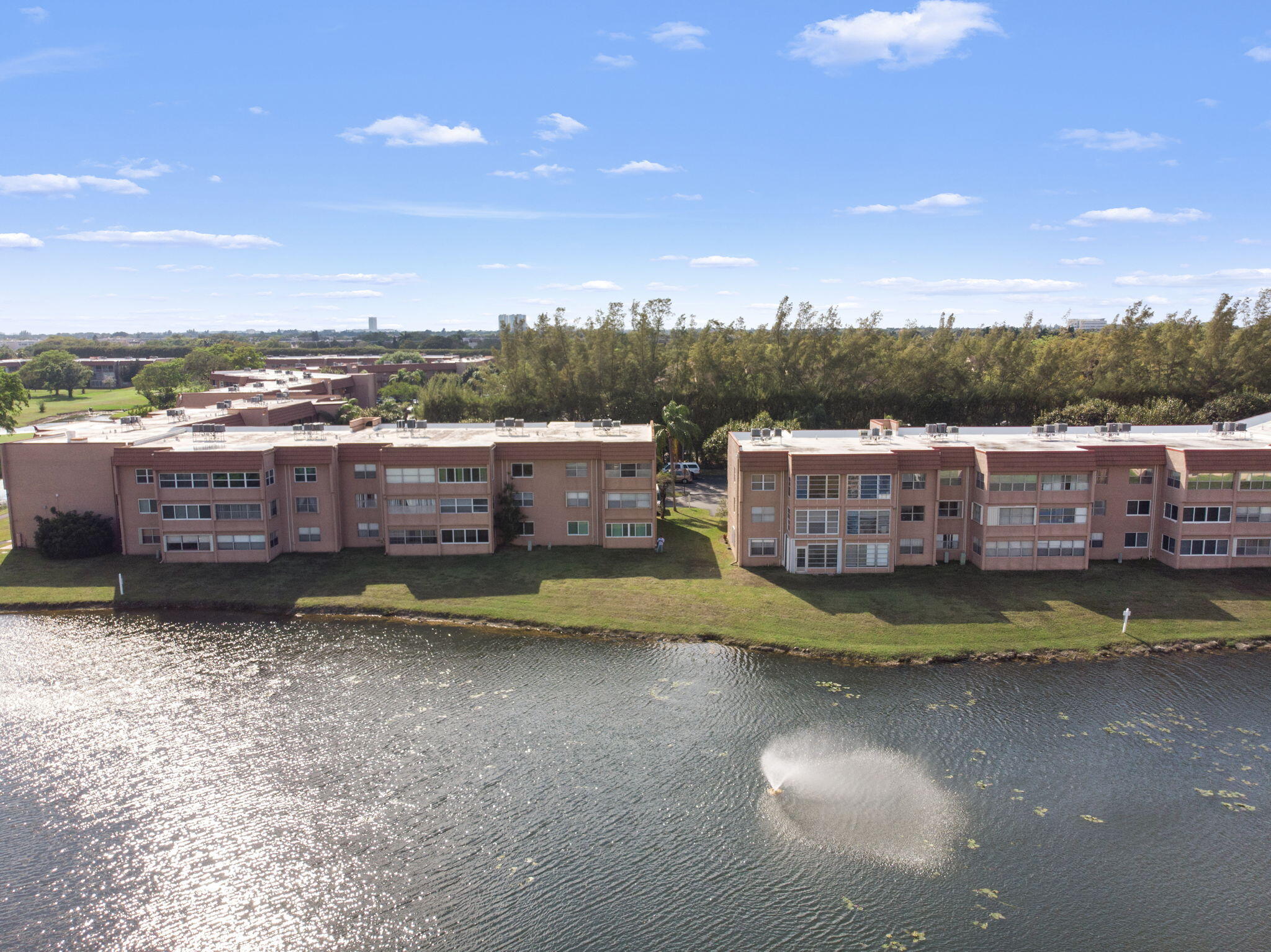 9861 Sunrise Lakes Boulevard Unit: 301