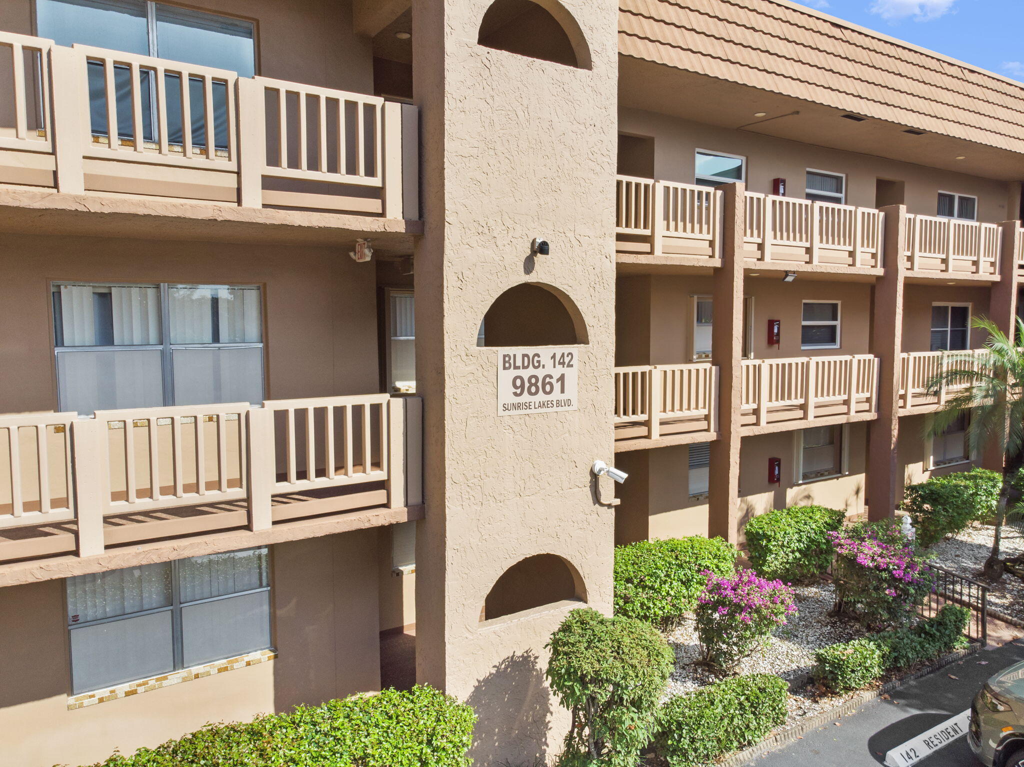 9861 Sunrise Lakes Boulevard Unit: 301