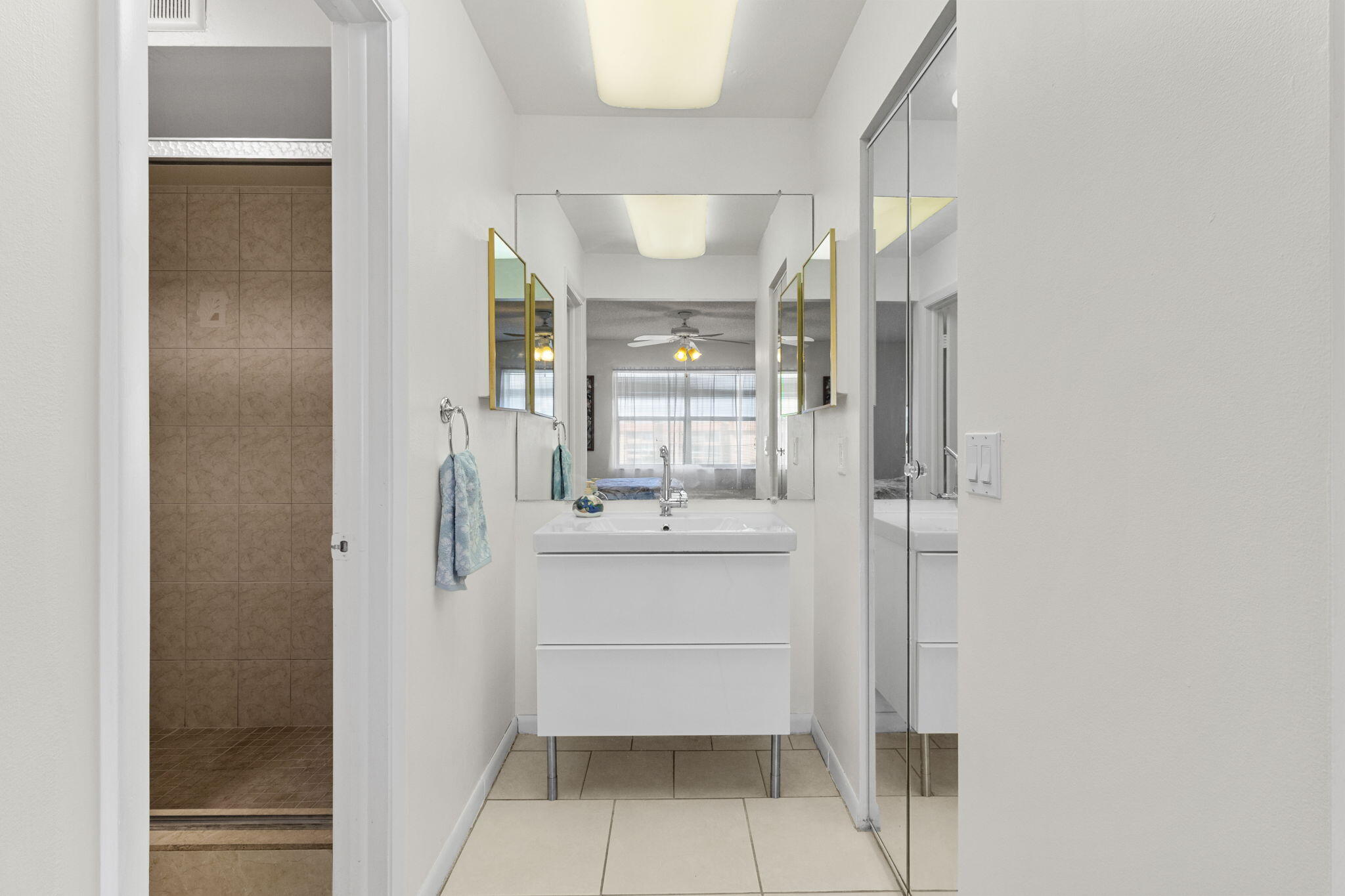 9861 Sunrise Lakes Boulevard Unit: 301