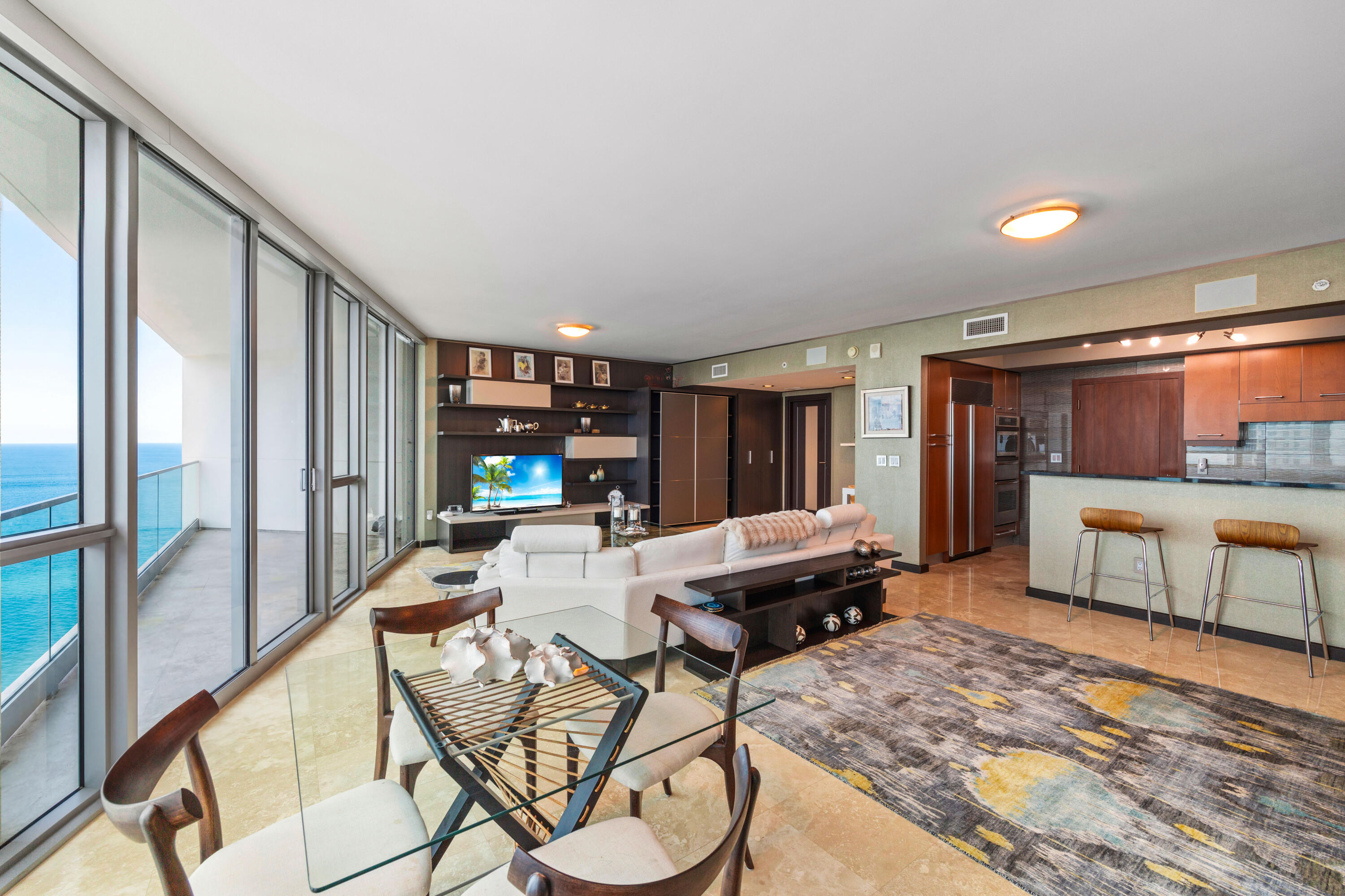 3101 S Ocean Drive 3105