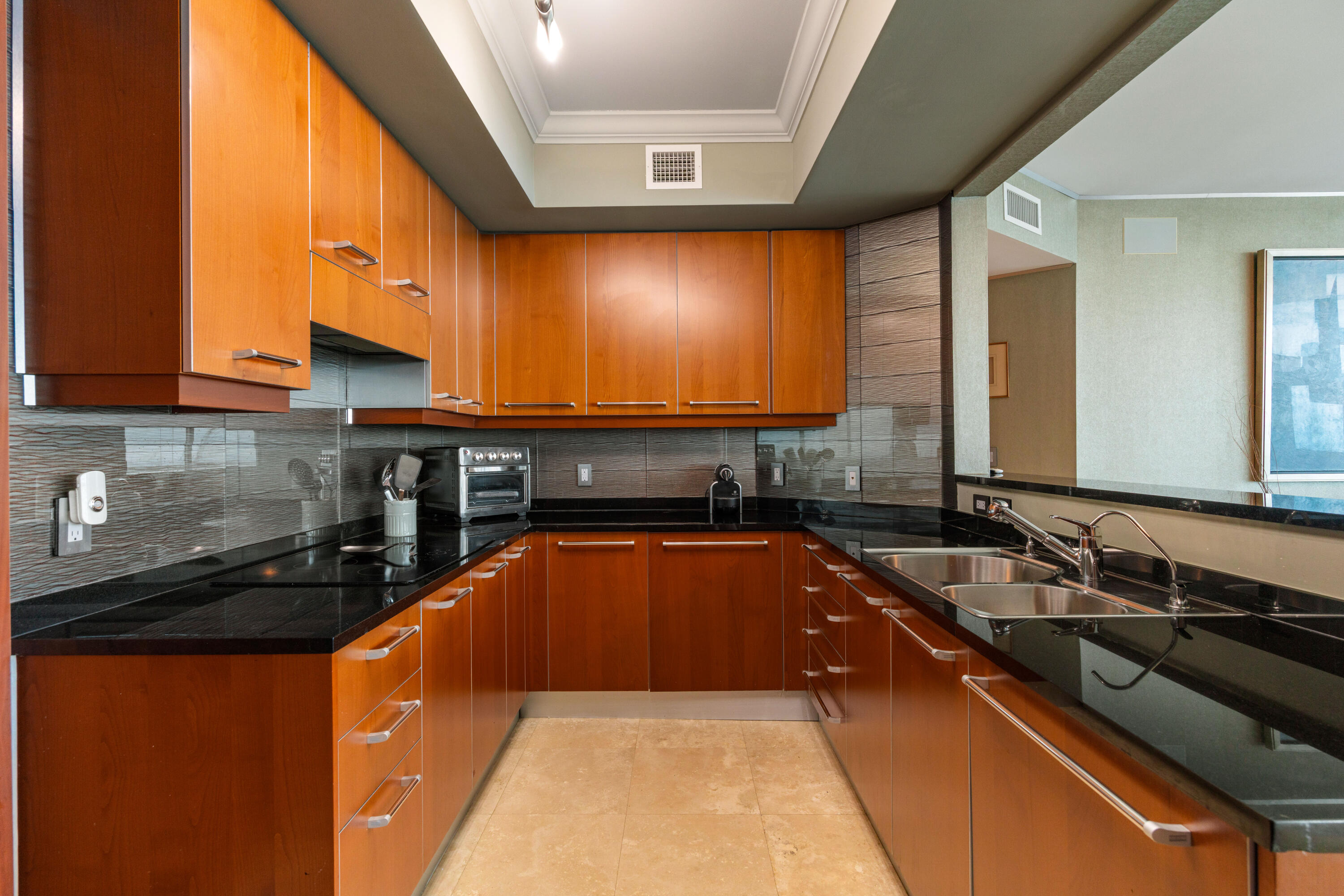 3101 S Ocean Drive 3105