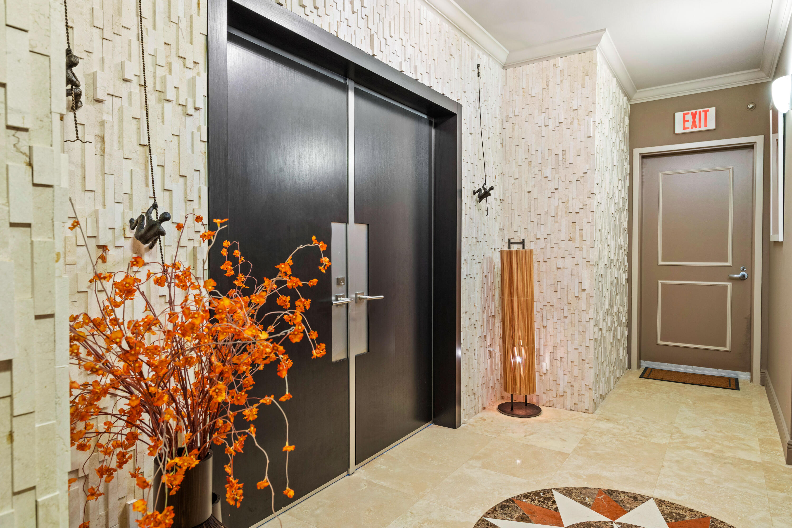 3101 S Ocean Drive 3105