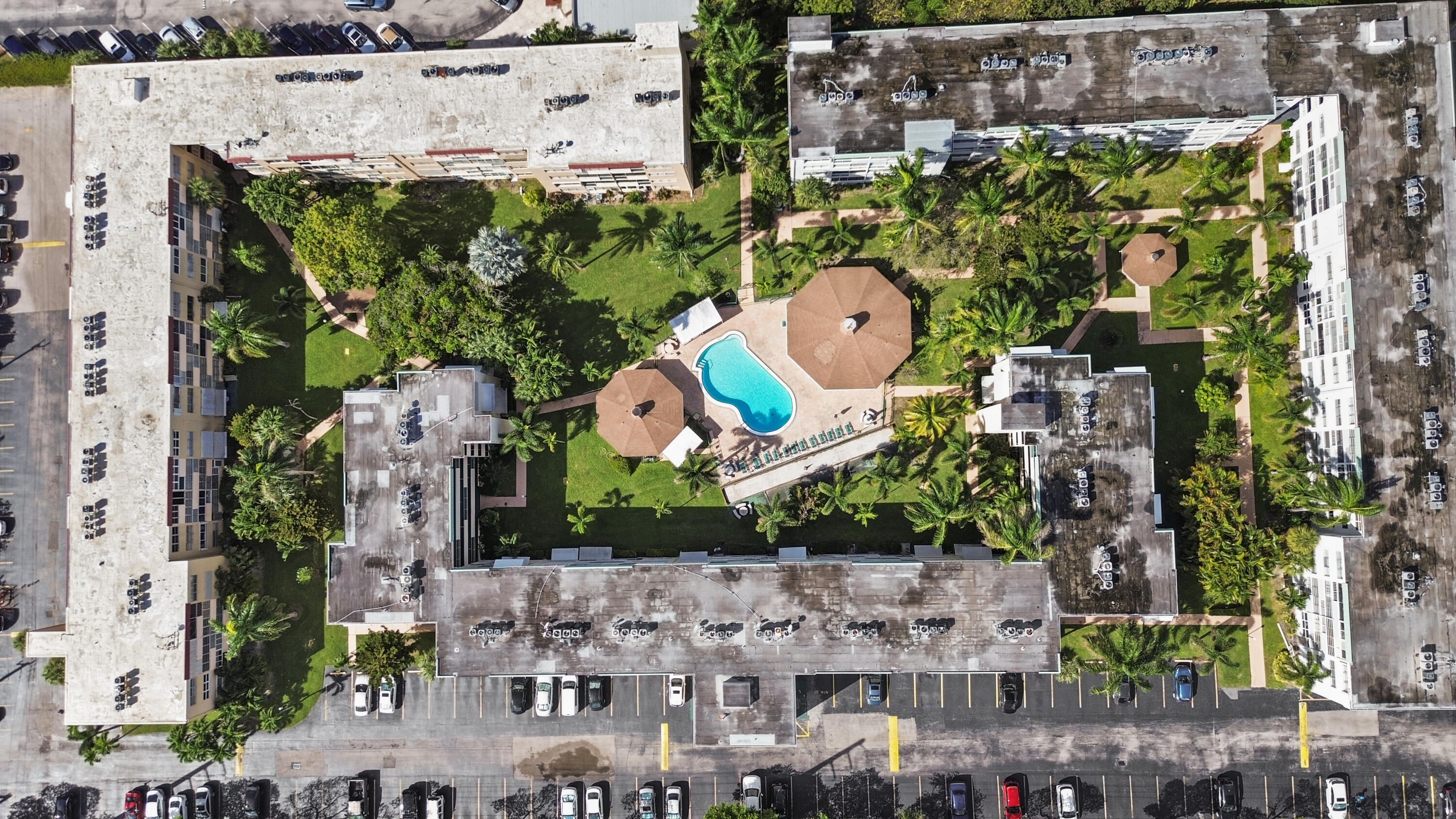 1333 E Hallandale Beach Boulevard Unit: 409