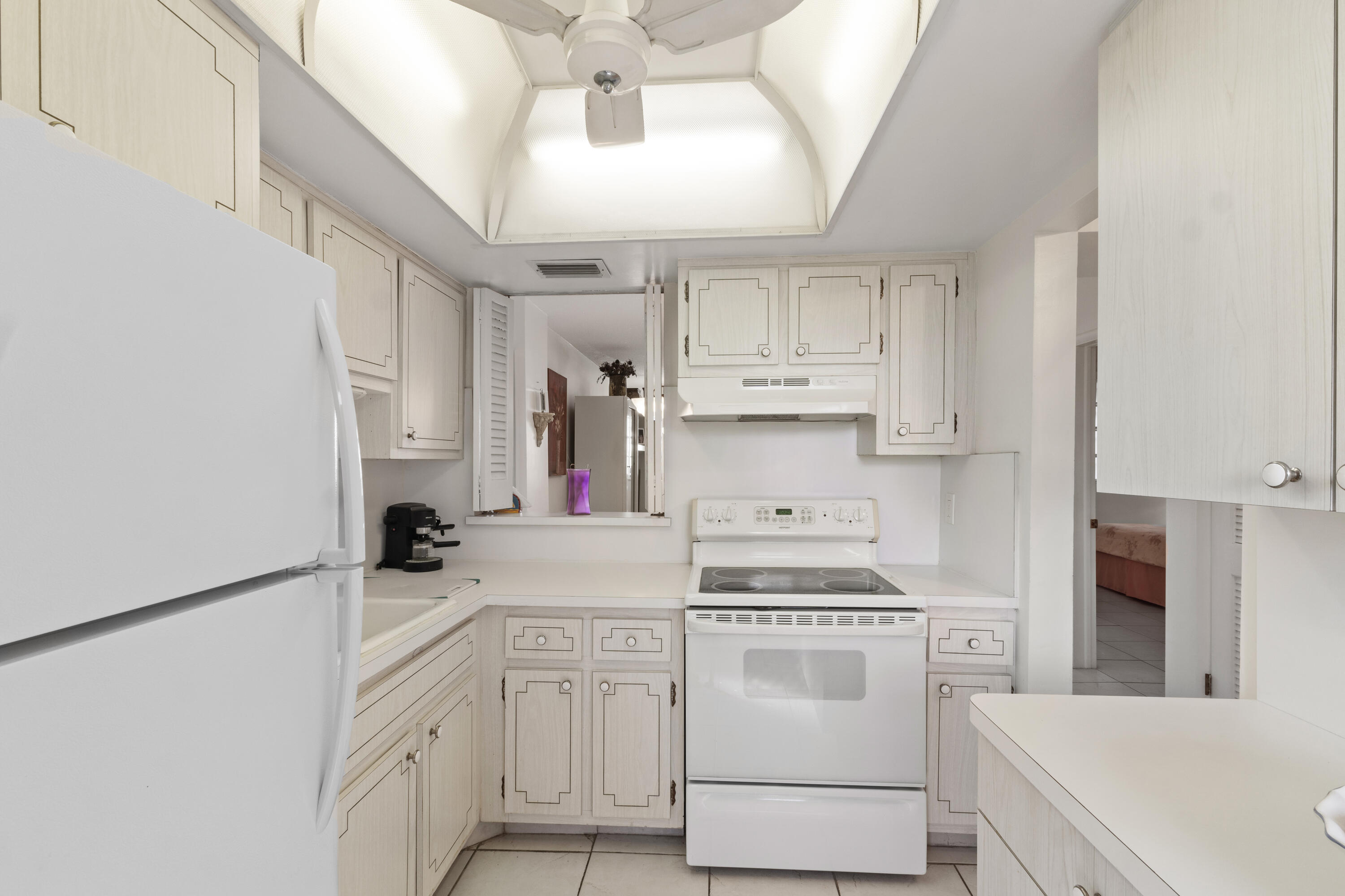 1333 E Hallandale Beach Boulevard Unit: 409