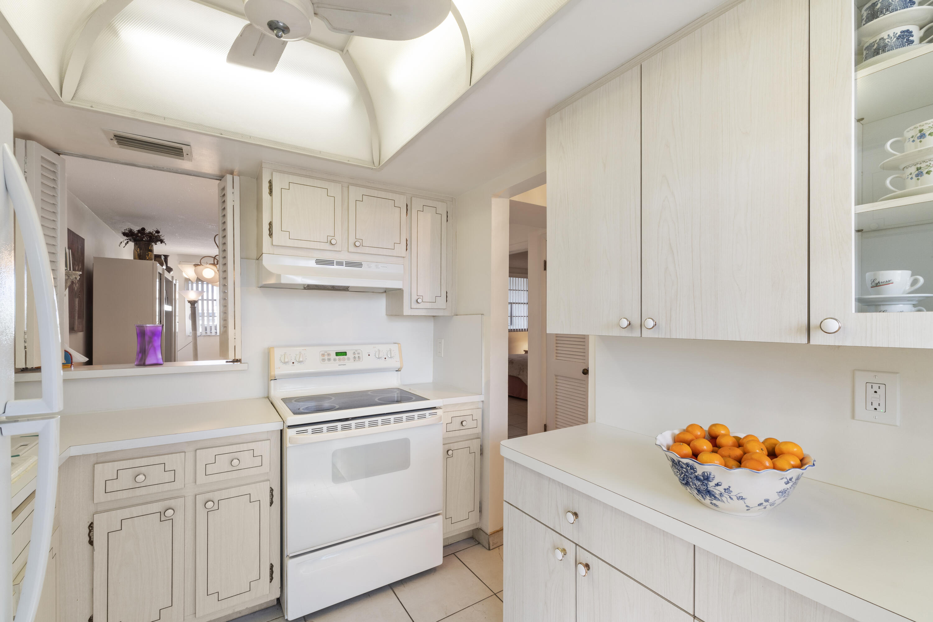 1333 E Hallandale Beach Boulevard Unit: 409