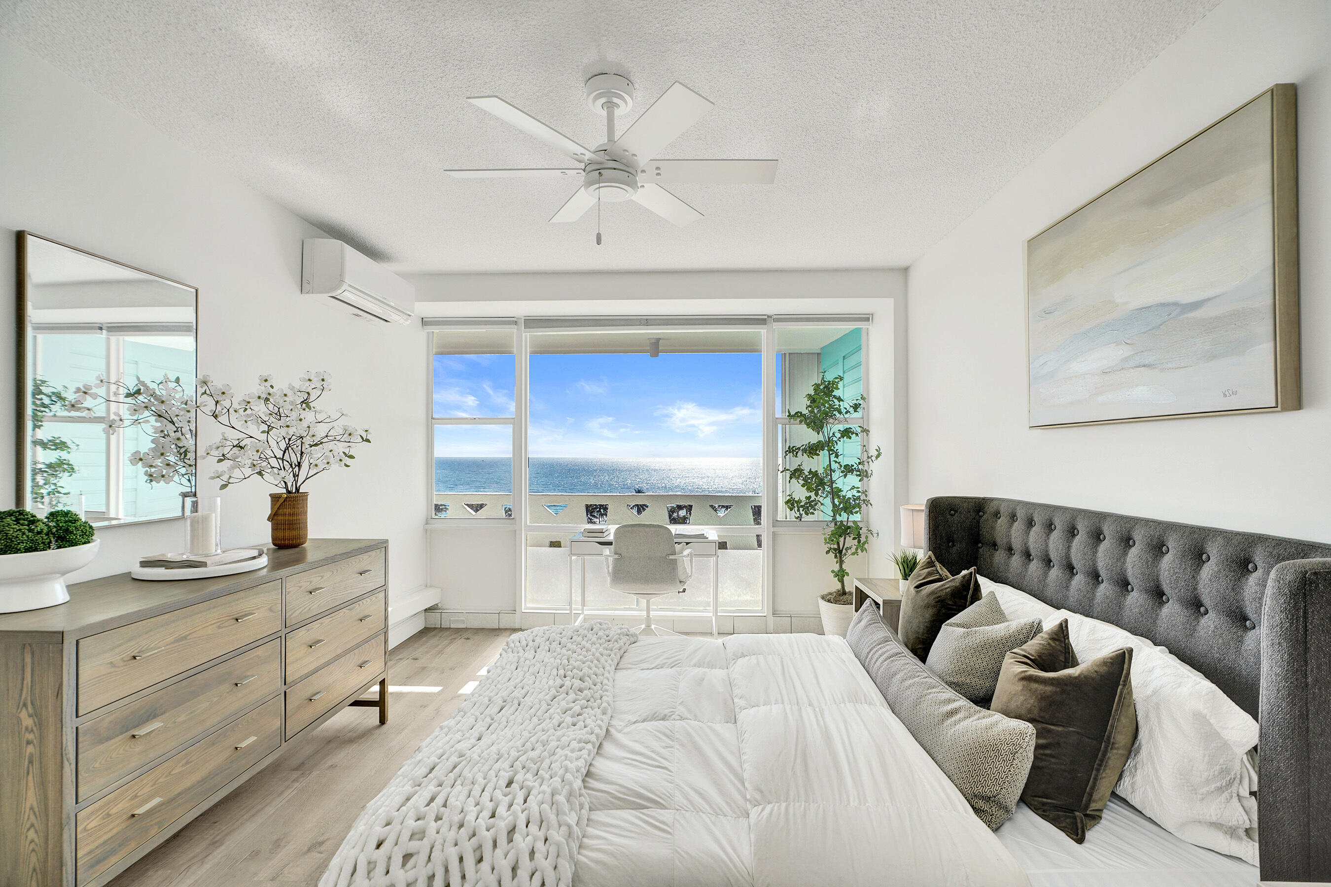 2840 N Ocean Boulevard