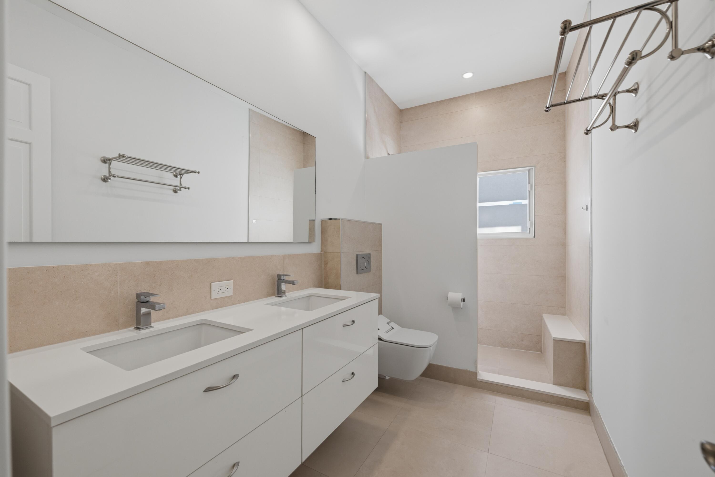 607 Intracoastal Drive