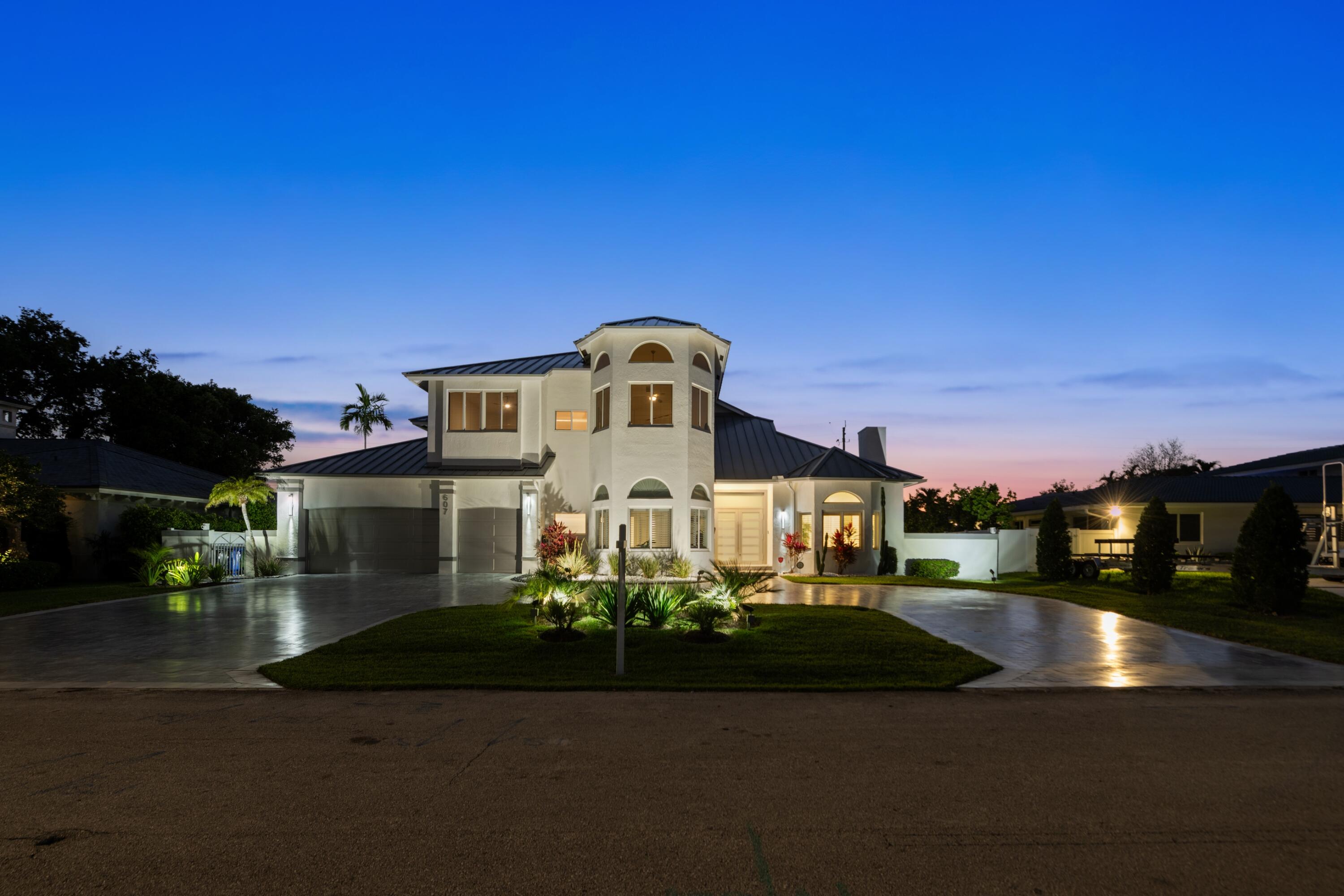 607 Intracoastal Drive