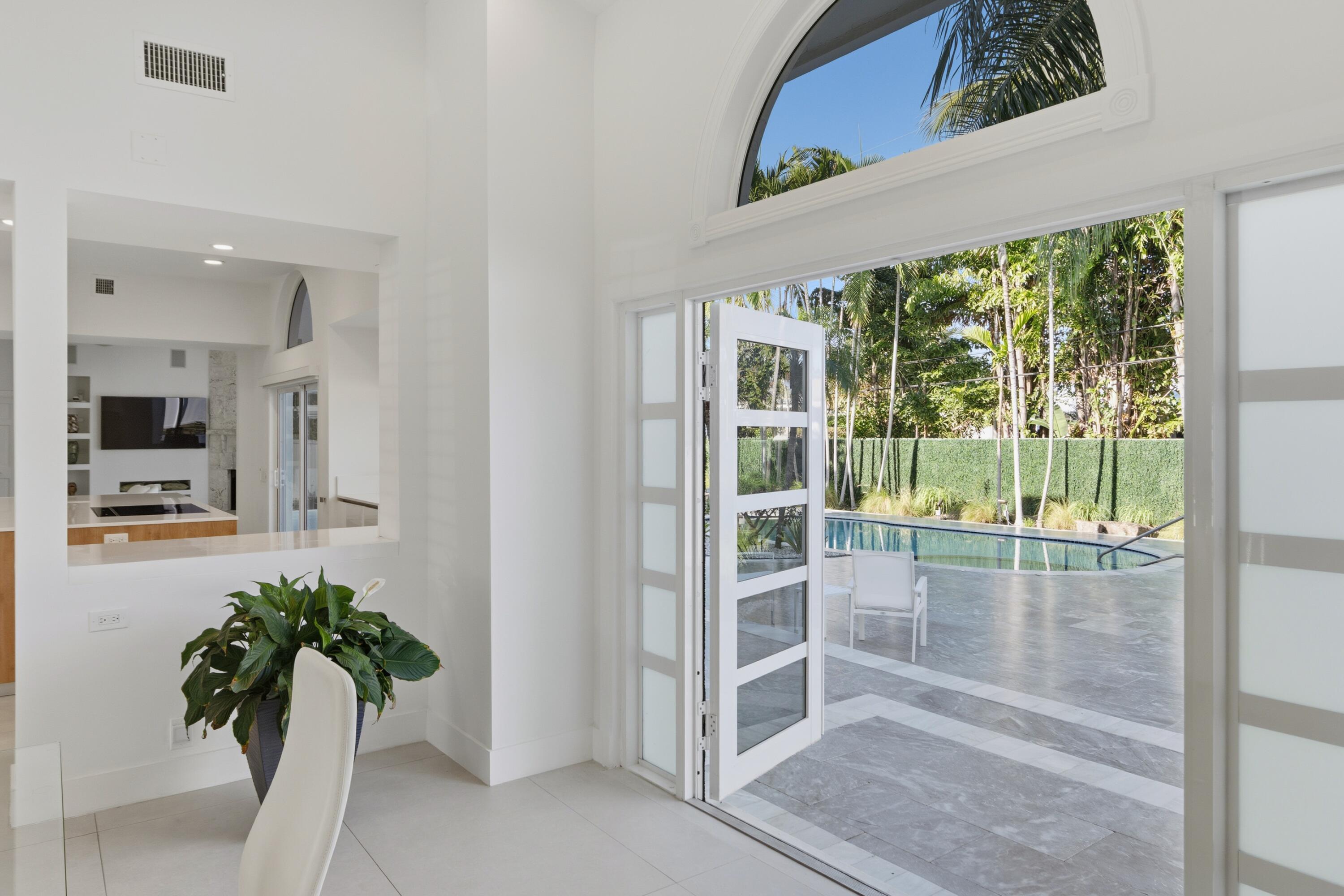 607 Intracoastal Drive