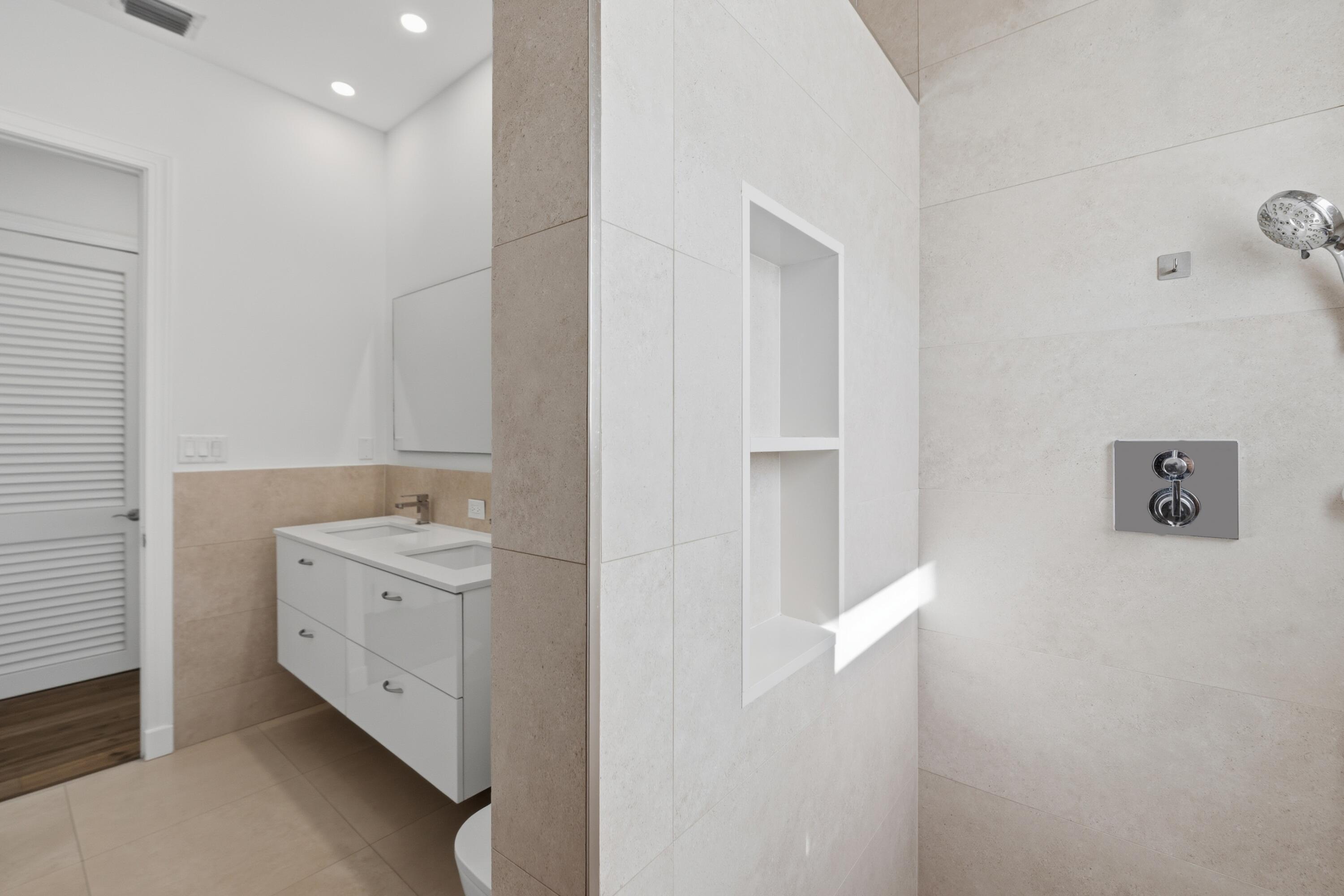 607 Intracoastal Drive