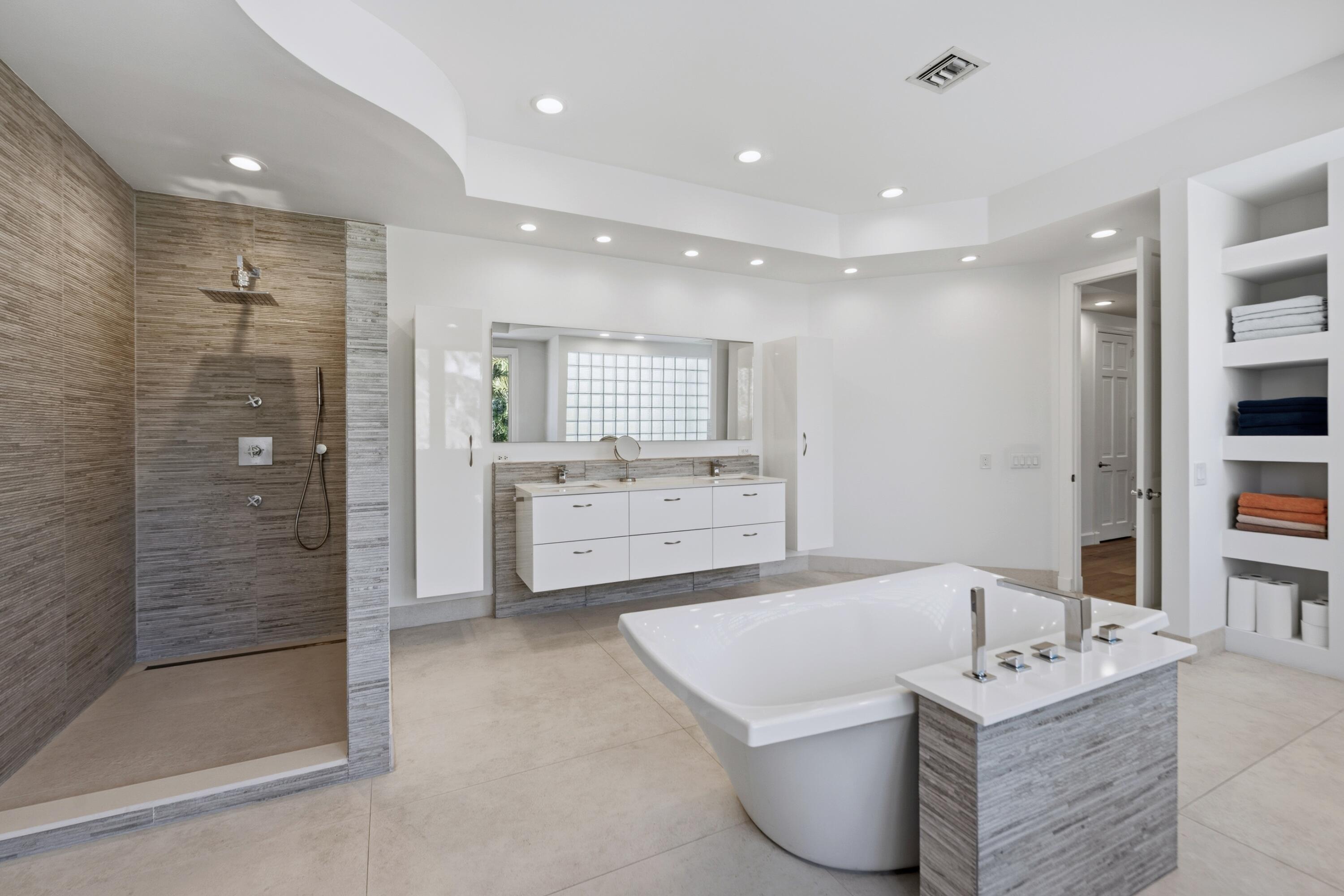 607 Intracoastal Drive