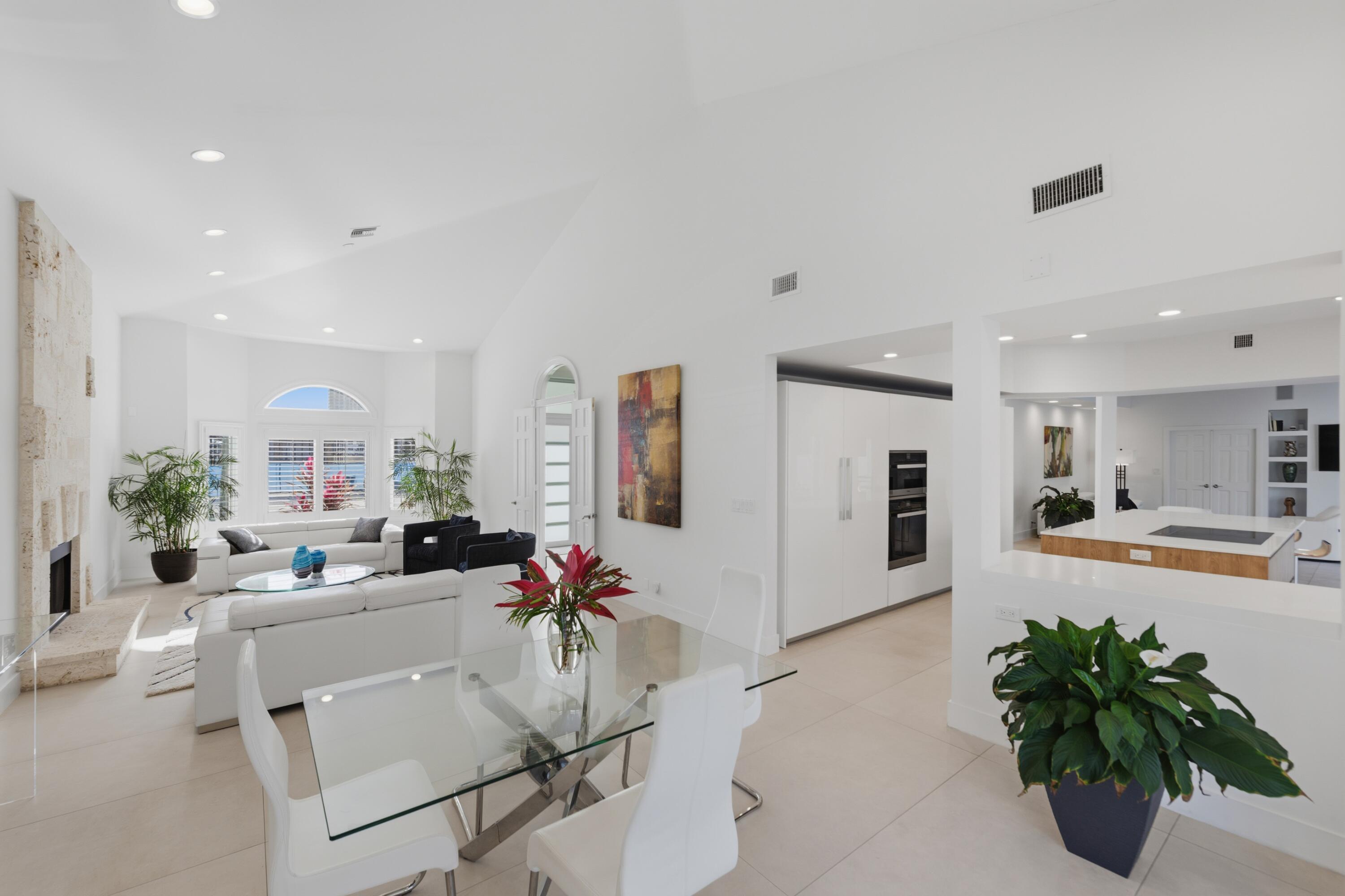 607 Intracoastal Drive