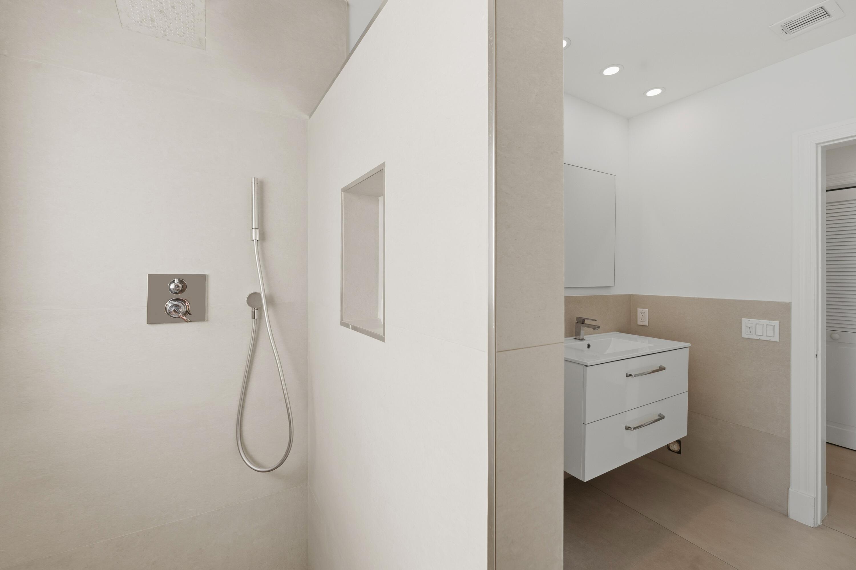 607 Intracoastal Drive