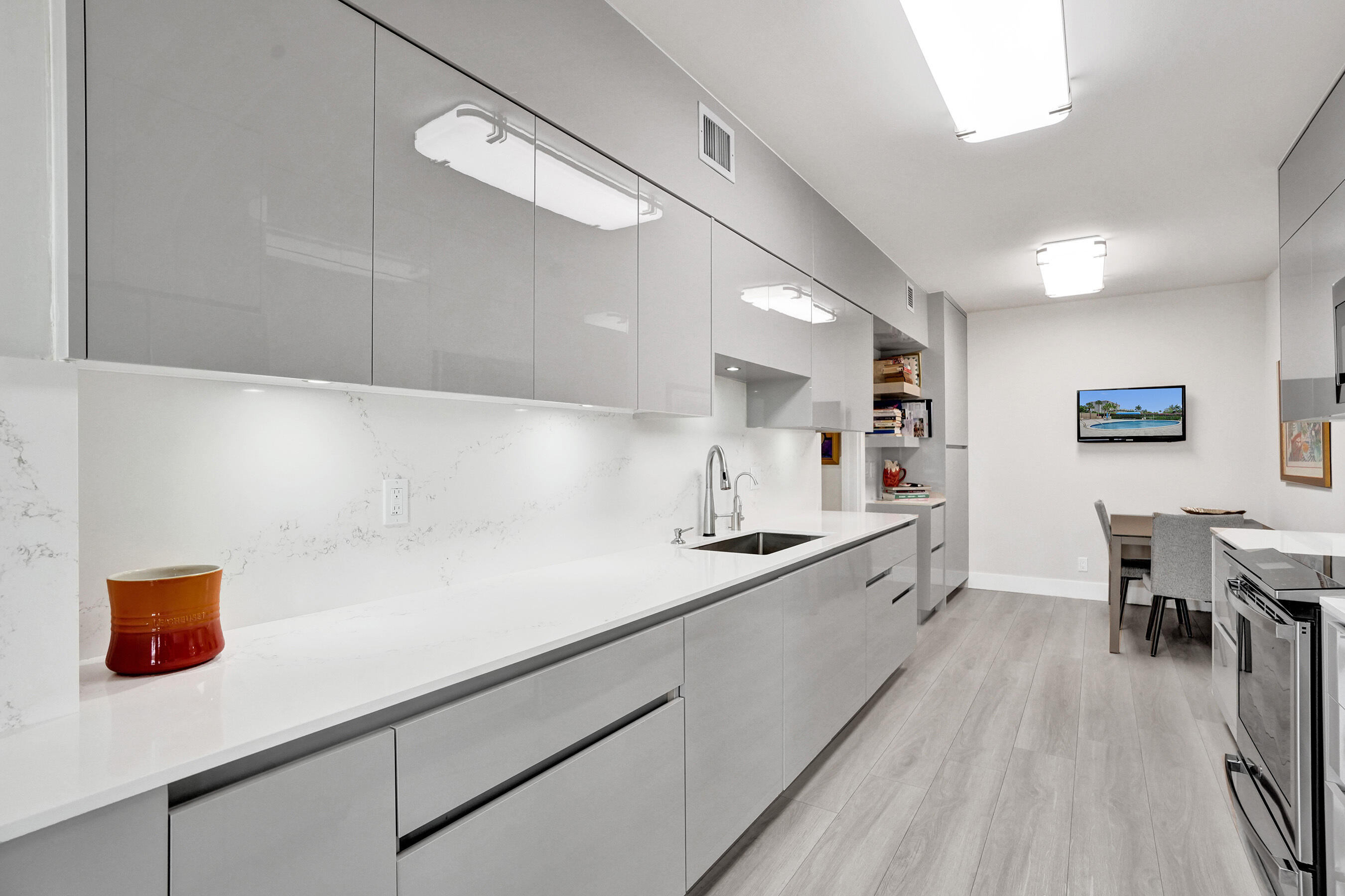 1401 S Ocean Boulevard 3020