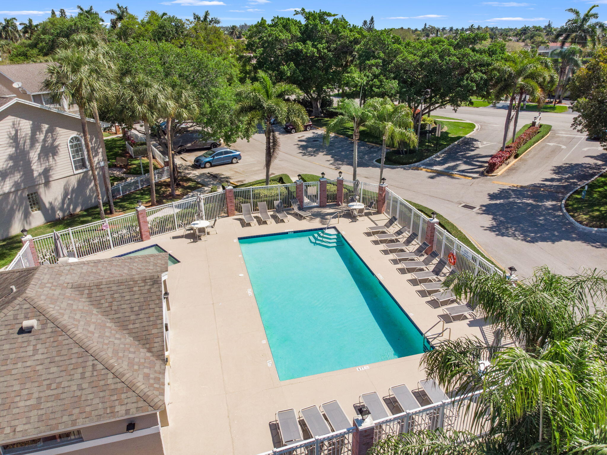 12212 NW 36th Place