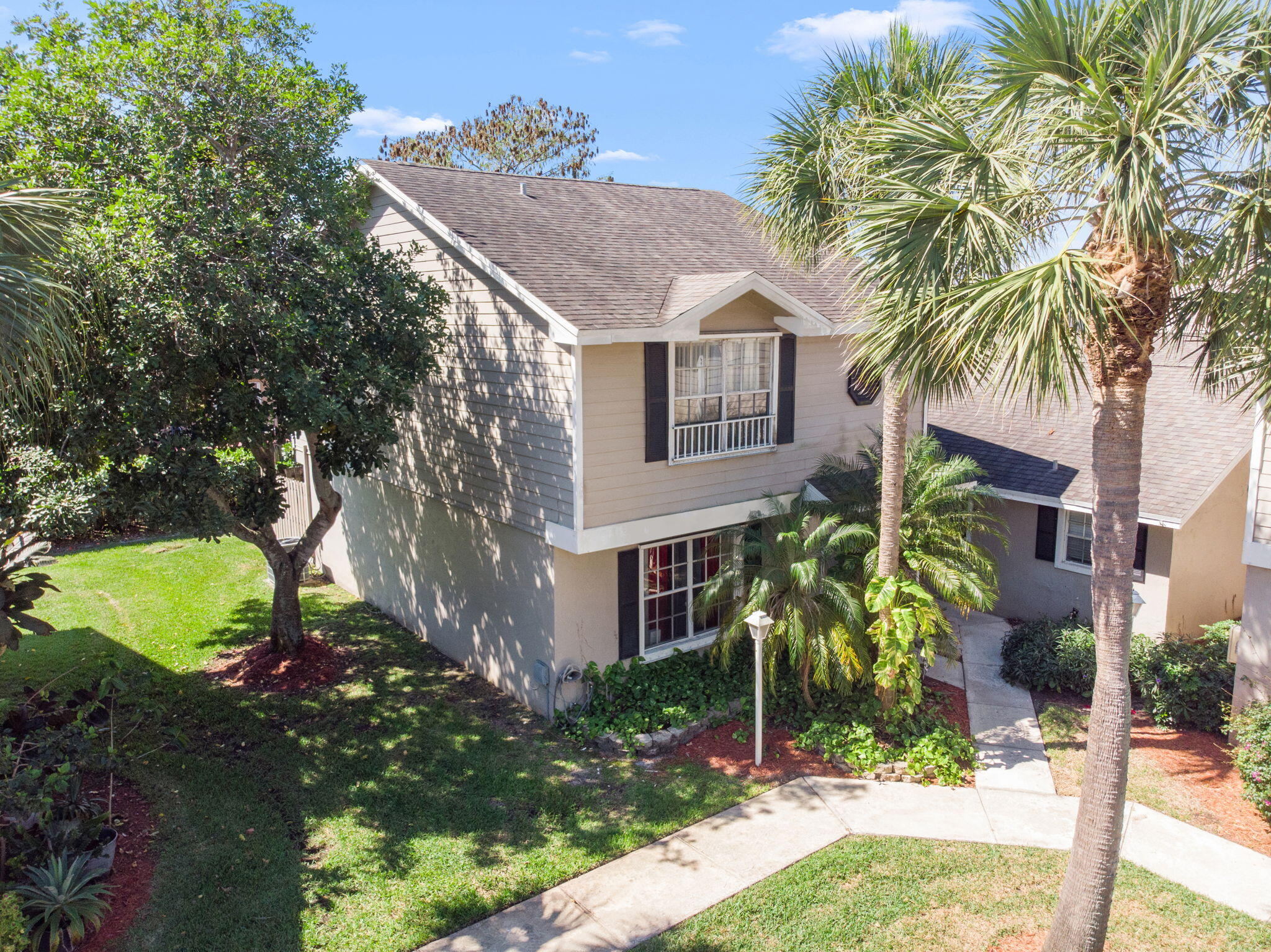 12212 NW 36th Place