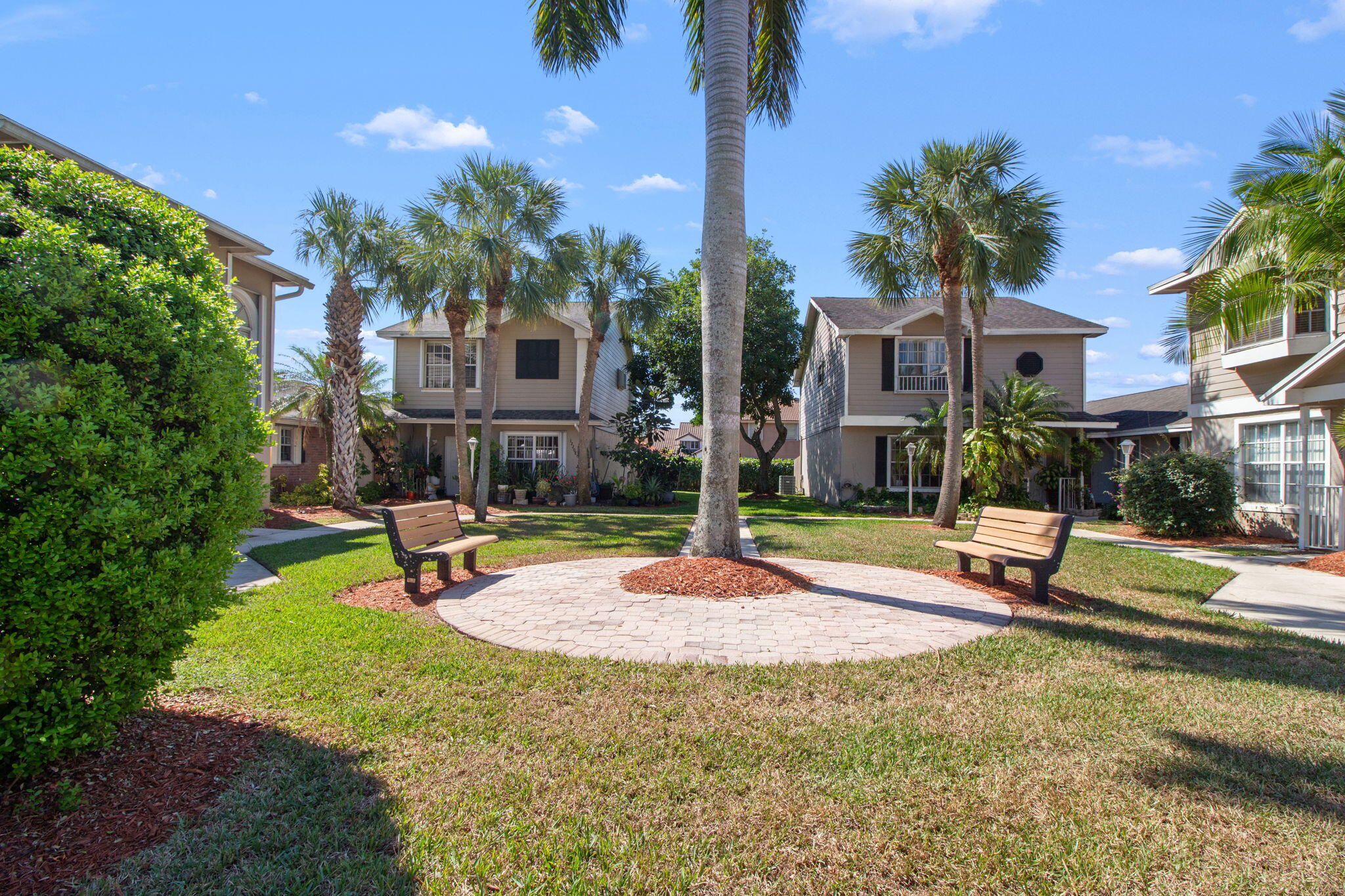 12212 NW 36th Place