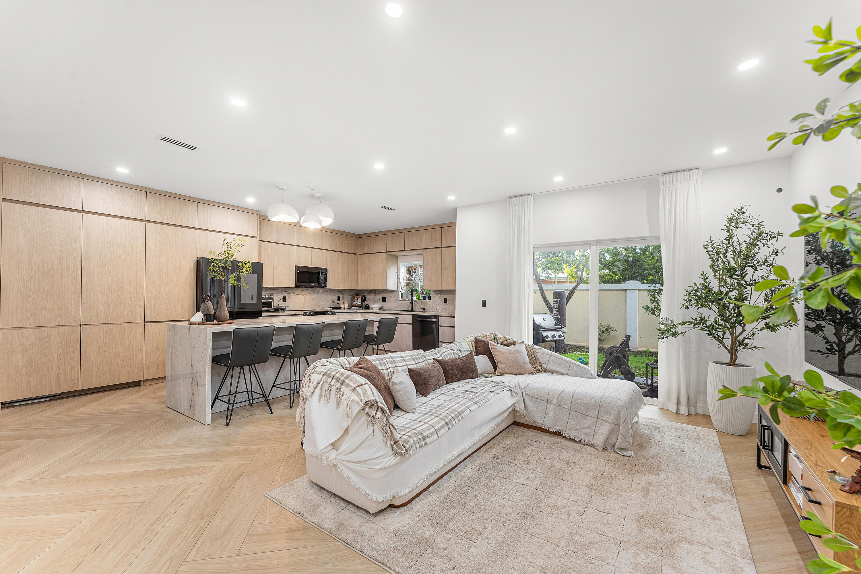 11338 NW 33rd Street