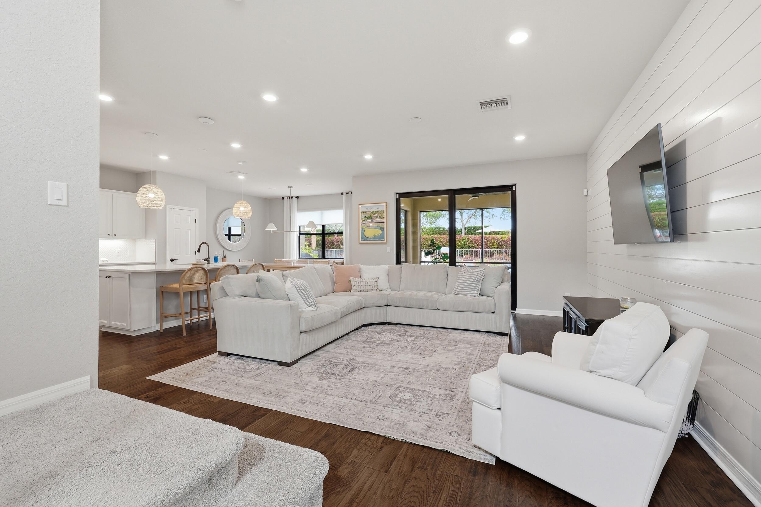 127 SE Courances Drive, Port St. Lucie