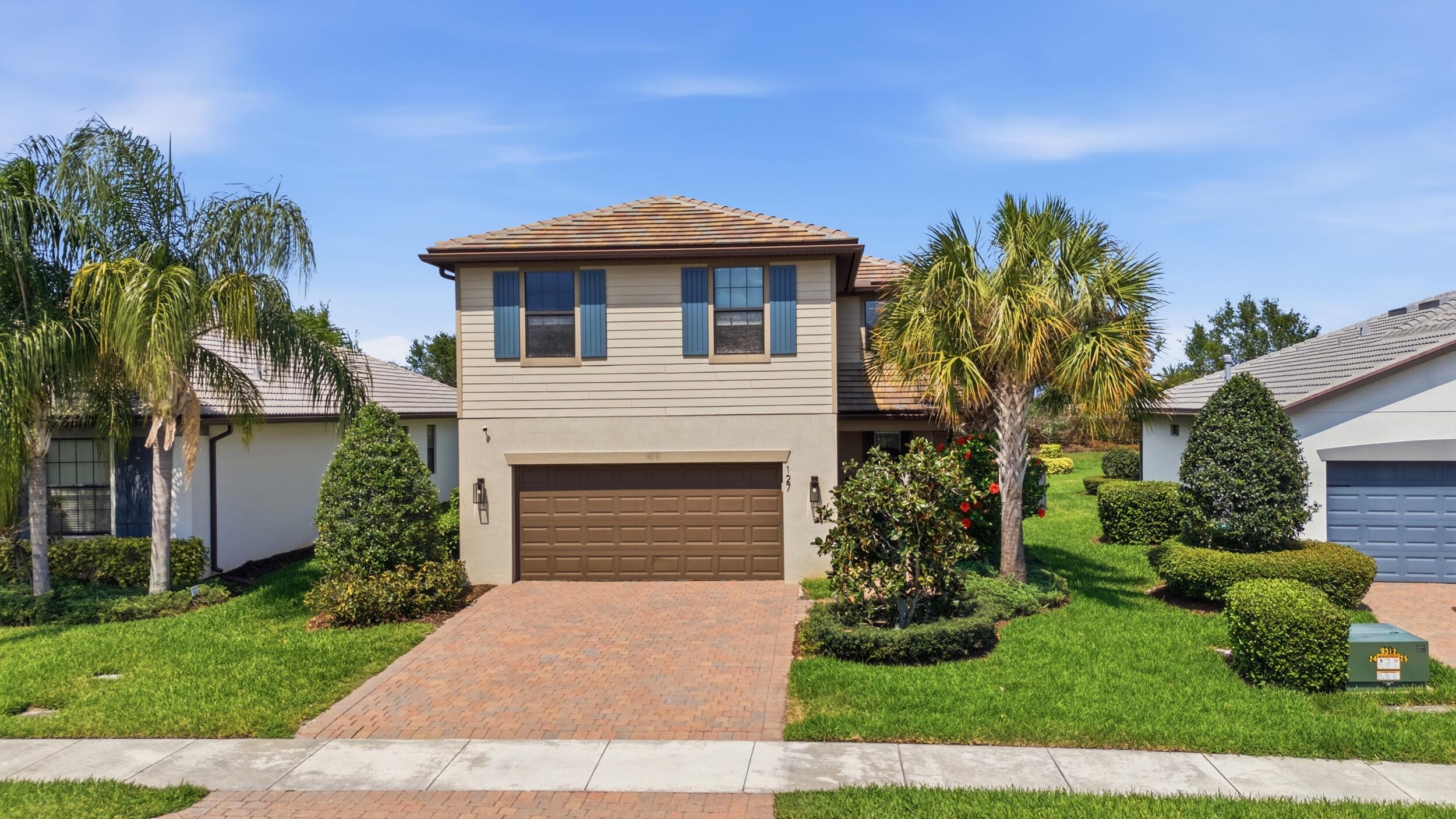 127 SE Courances Drive, Port St. Lucie
